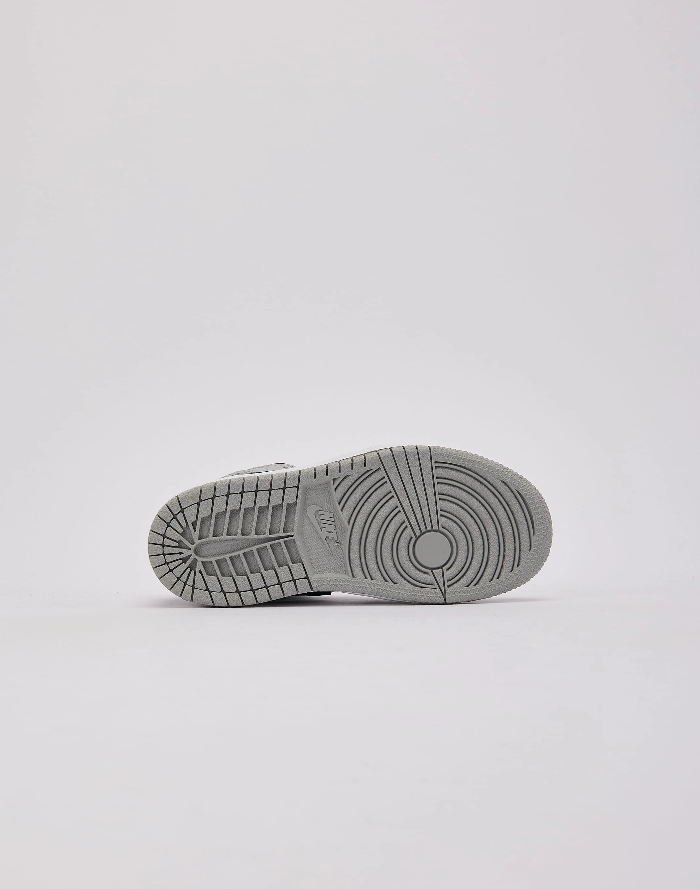 Patent Leather Quick Lace System Jordan Air Jordan 1 Mid Pre-School