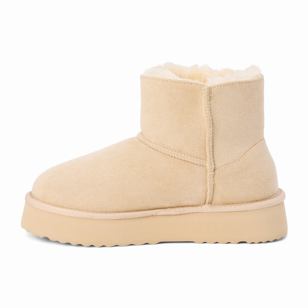 Yukon Round Toe Pull On Platform Booties Low Profile Silhouette Warm And Comfortable