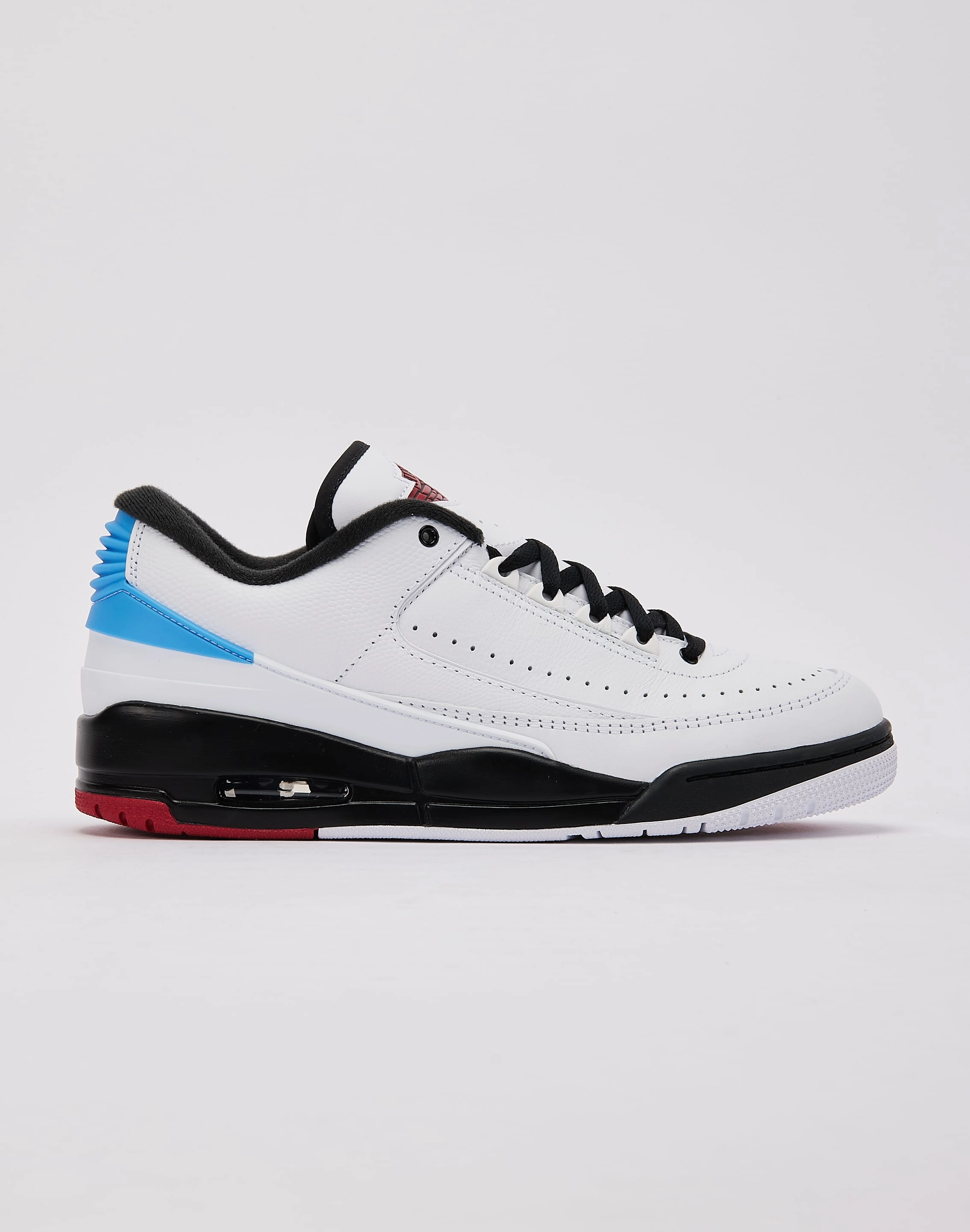 Jordan 2/3 Athletic Performance satisfying