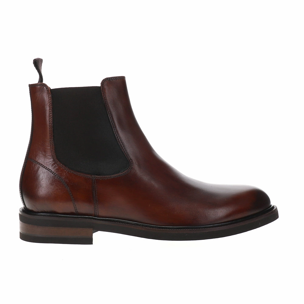 exact Hartley Round Toe Chelsea Boots