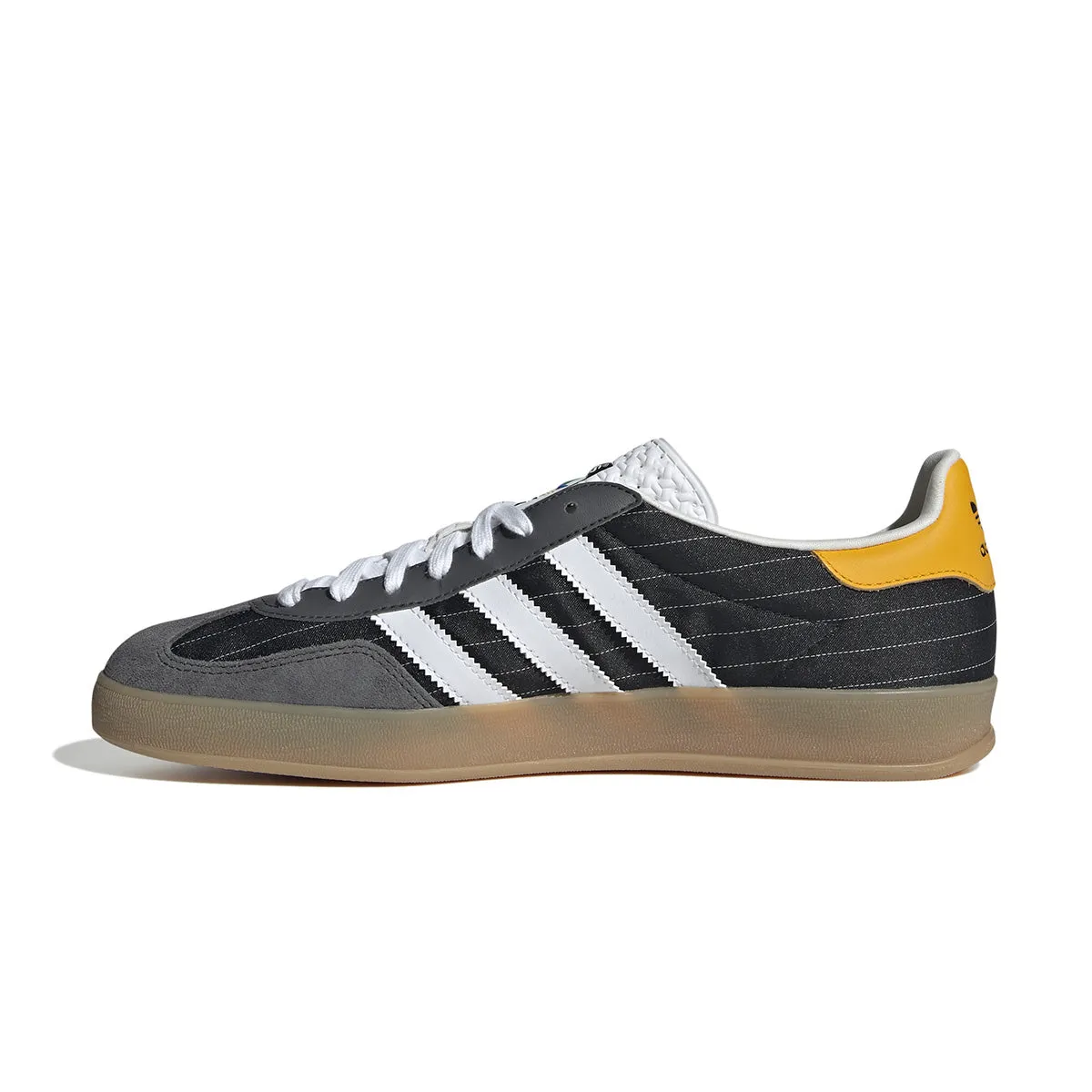 Gazelle Indoor 'Black White' Non Constricting Fit Traction Grip