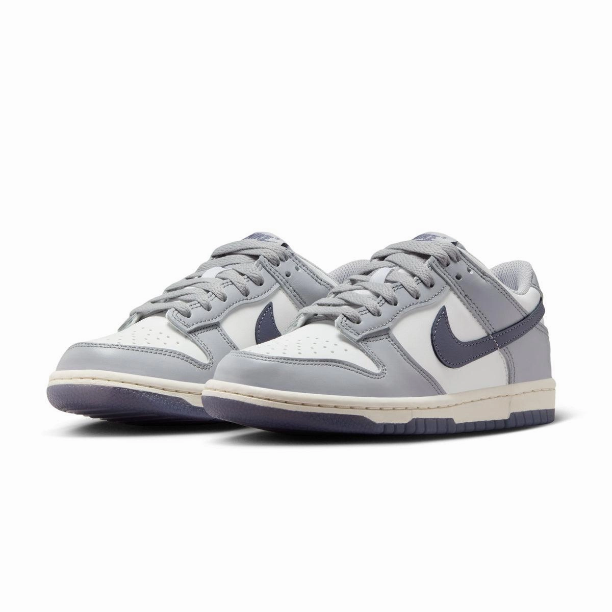 Kids Dunk Low 'Platinum Tint' Anti Slip Outsole Pattern