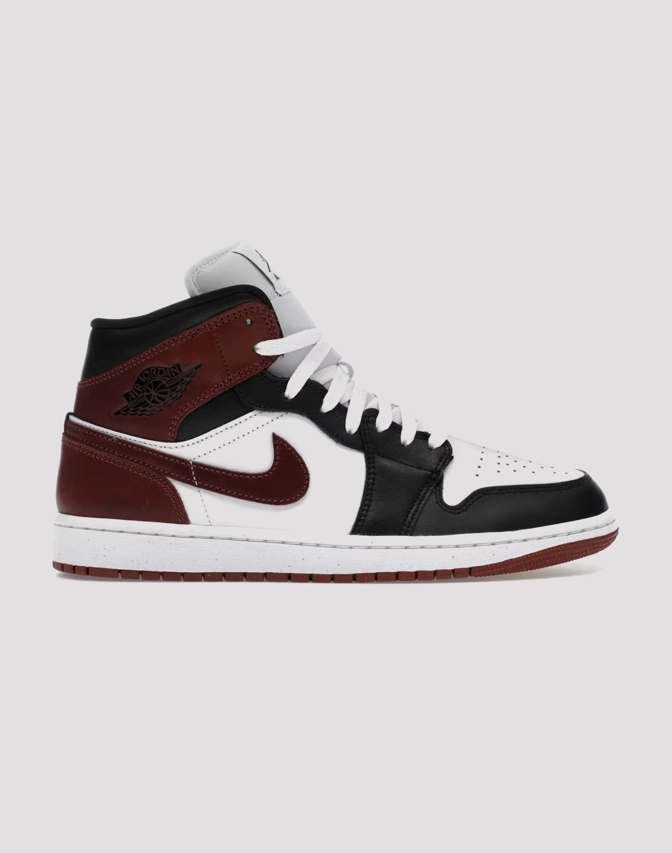 Multi-functional breathability Jordan Air Jordan 1 Mid SE