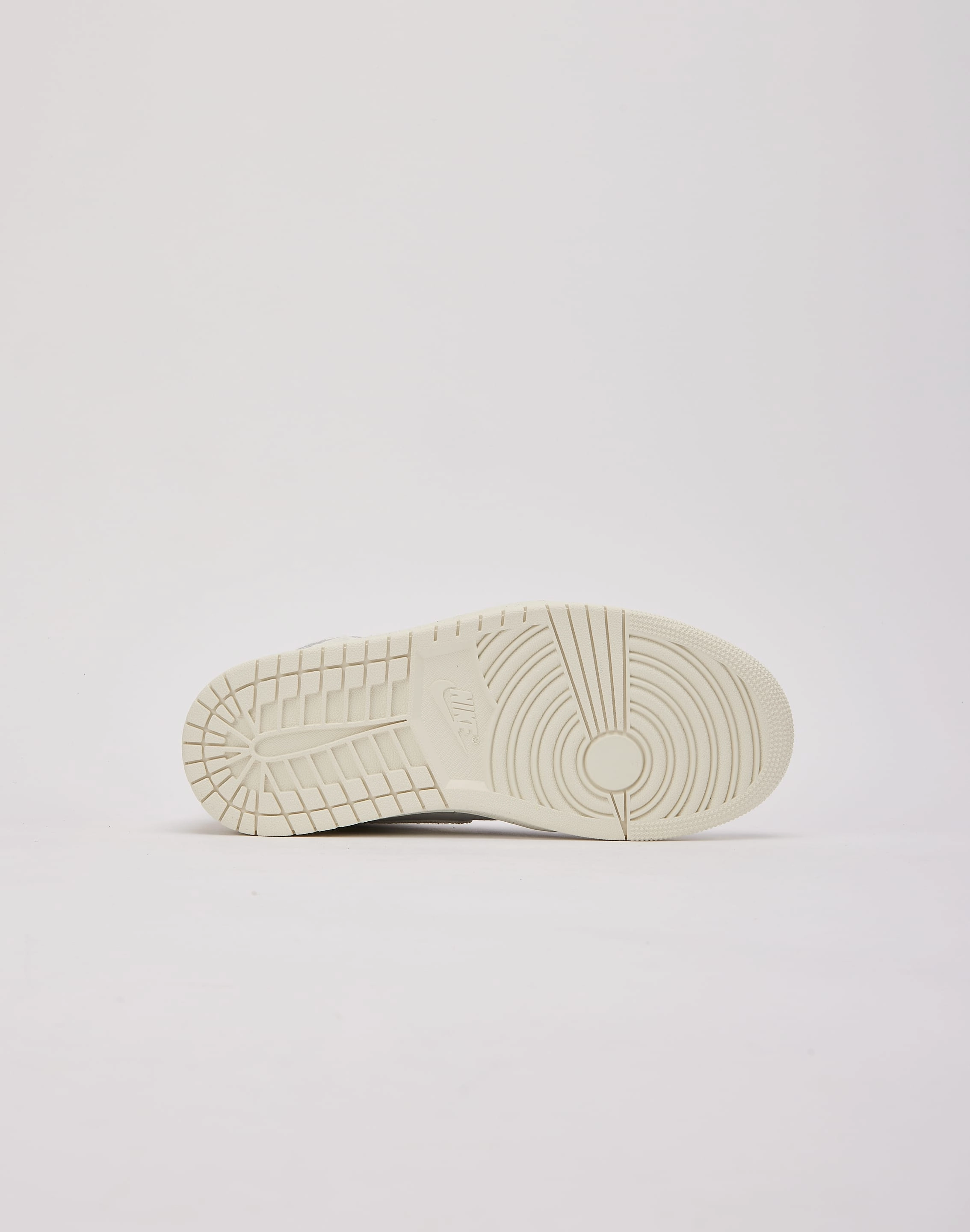 Jordan Air Jordan 1 Retro High OG Craft ??Ivory' Grade-School Stretchy Material