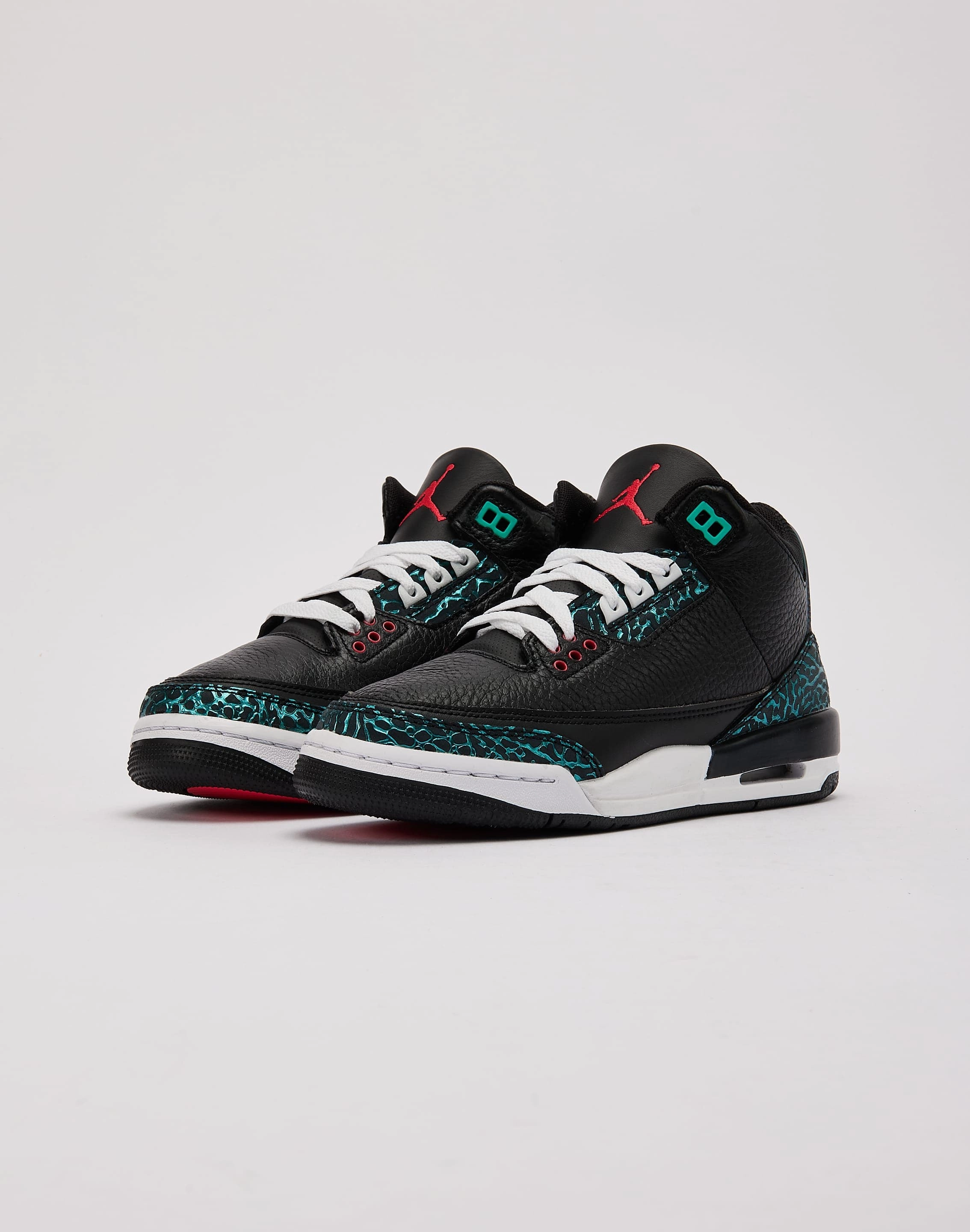 Jordan Air Jordan 3 Retro SE 'Black and Hyper Jade' Grade-School travel - style Secure Sole