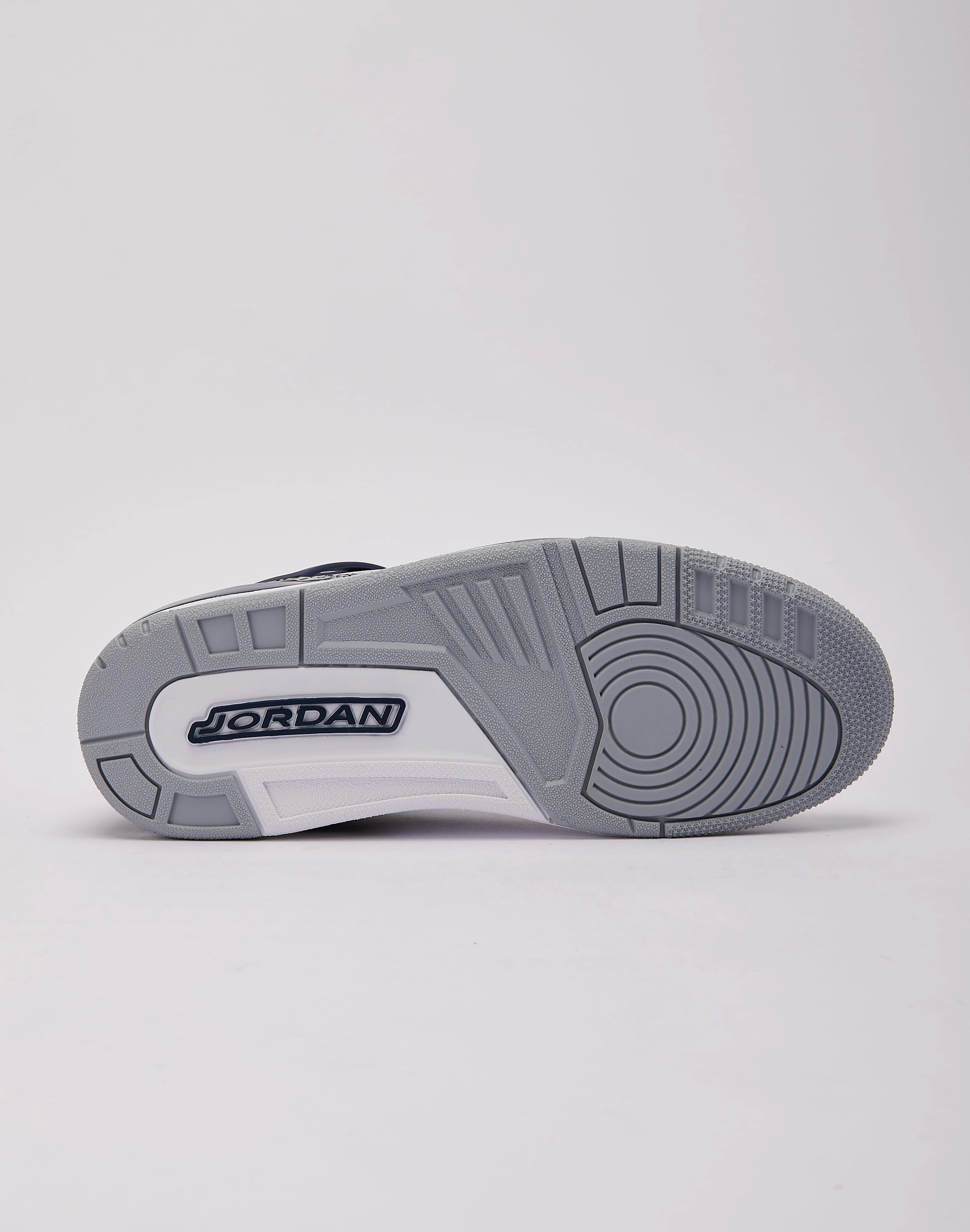 winter - style Jordan Spizike Low