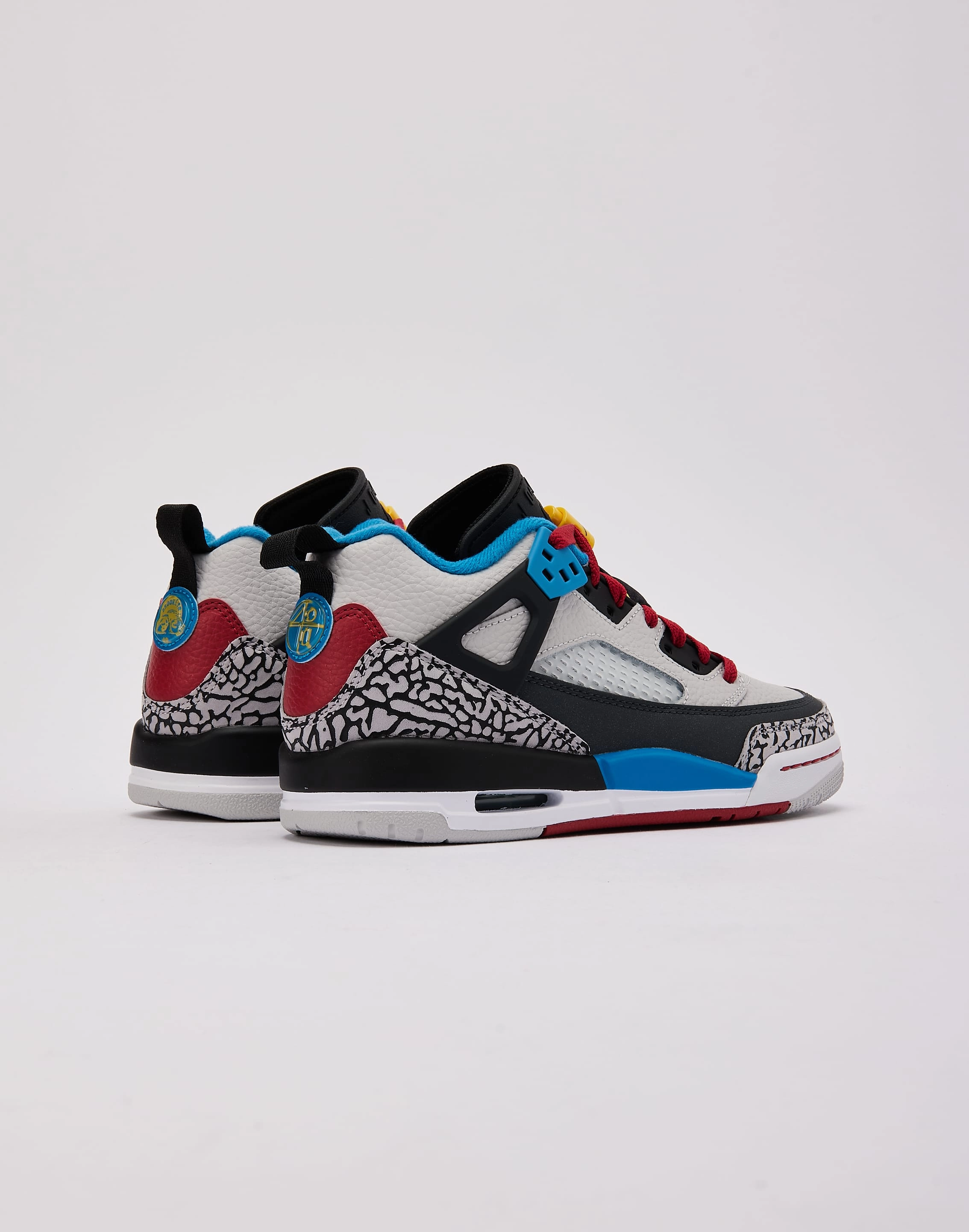 Jordan Spizike Low SE Grade-School Adjustable Fastening Sweat Wicking Technology