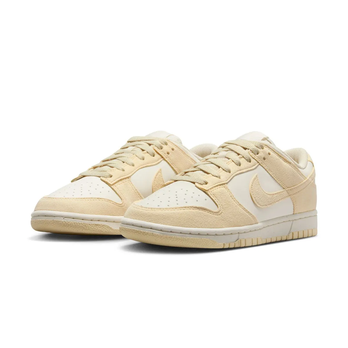 Durable Rubber Tread Wmns Dunk Low 'Soft Pearl'