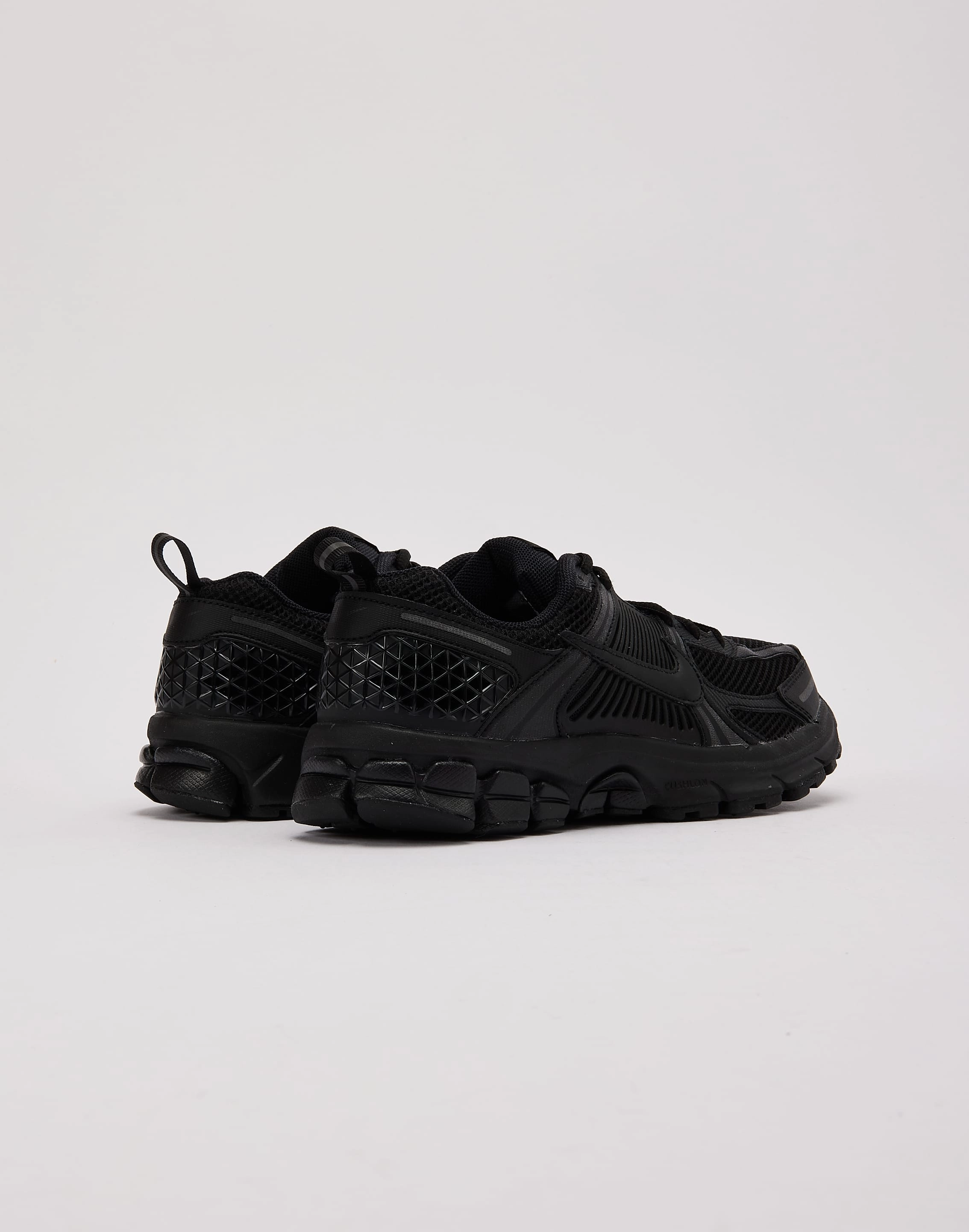 Nike Zoom Vomero 5 Grade-School Hydrophobic Material