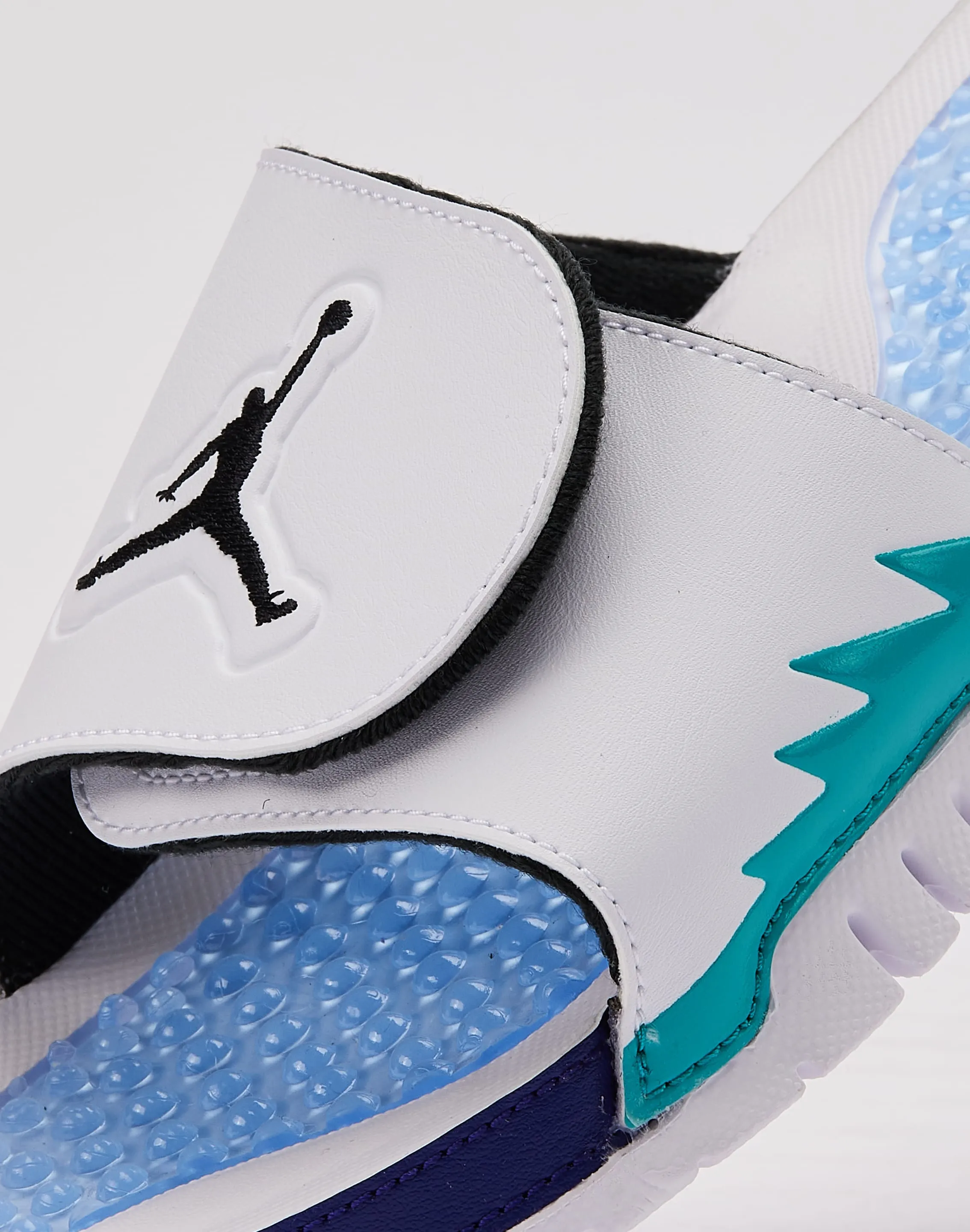 Comfortable Relax Fit Jordan  Hydro 5 Retro Slides