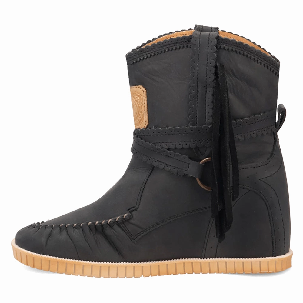 Enhanced grip Montauk Fringe Round Toe Moccasin Boots