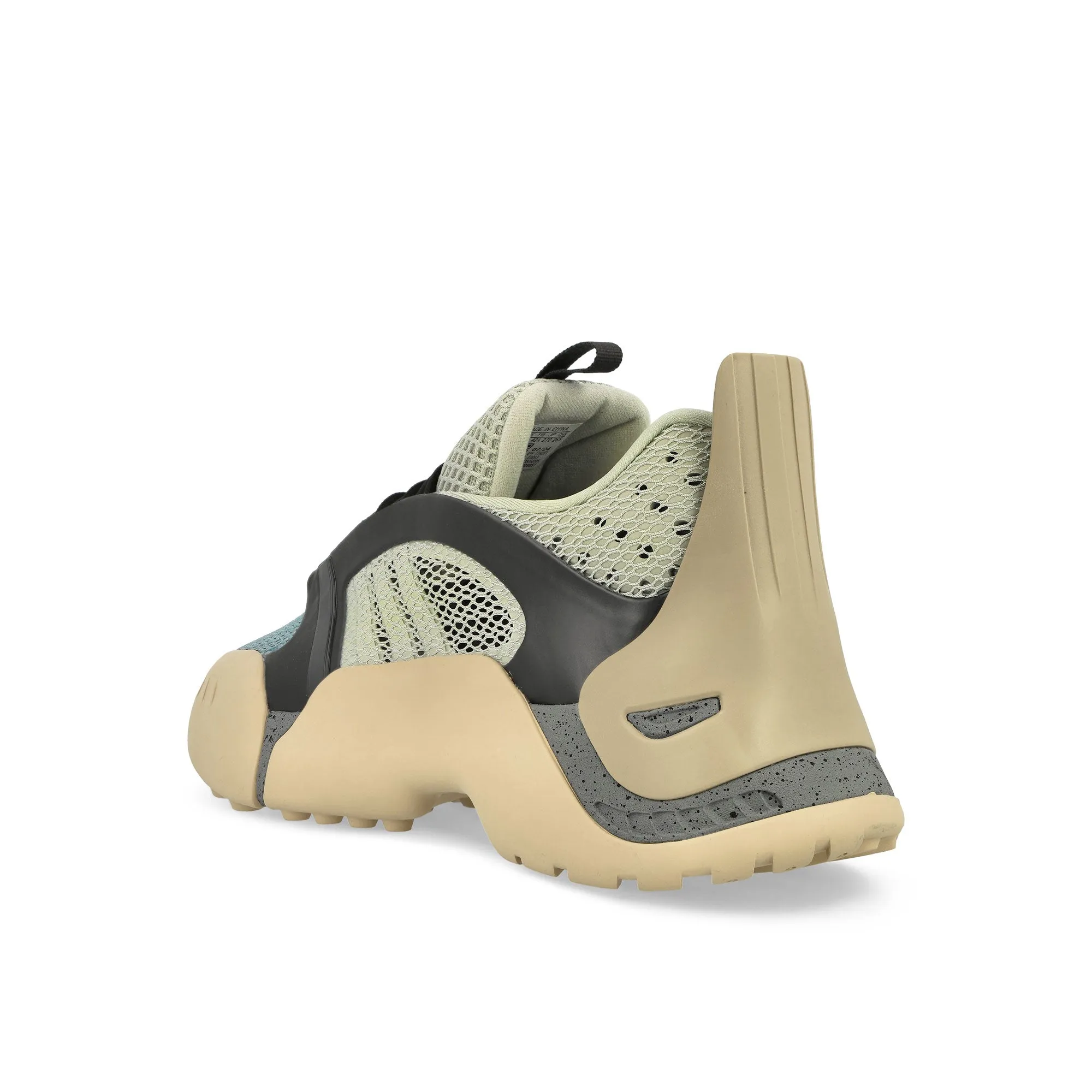 Kouza Traction Enhanced Pattern