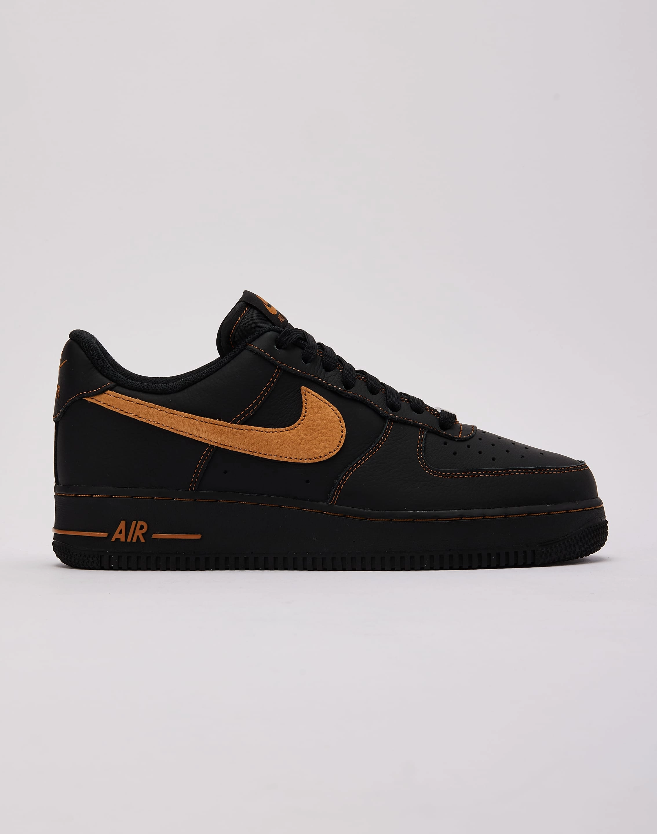Nike Air Force 1 Low remarkable