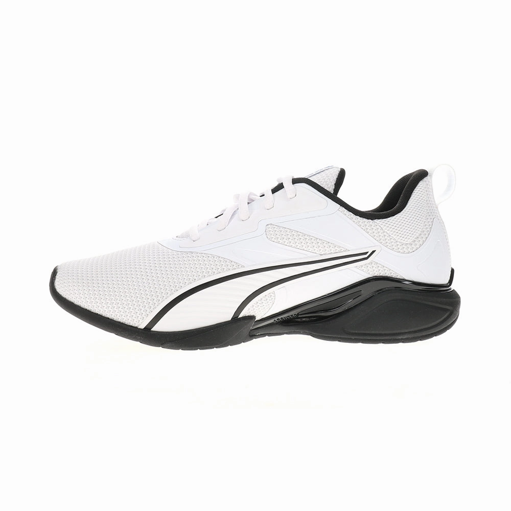 Neutron Training Shoes cricket running - specific features