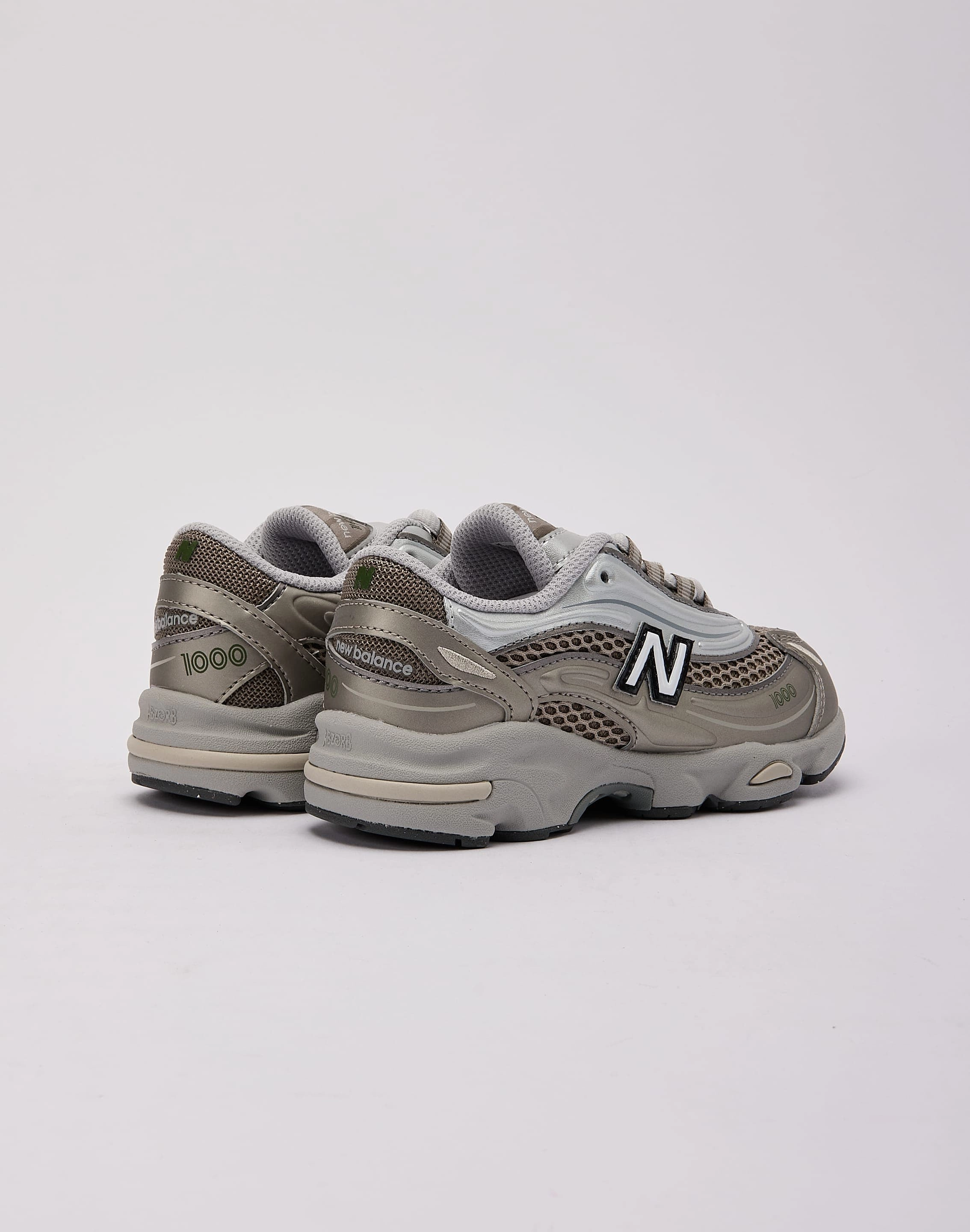 Padded look Classy durability New Balance 1000 Pre-School