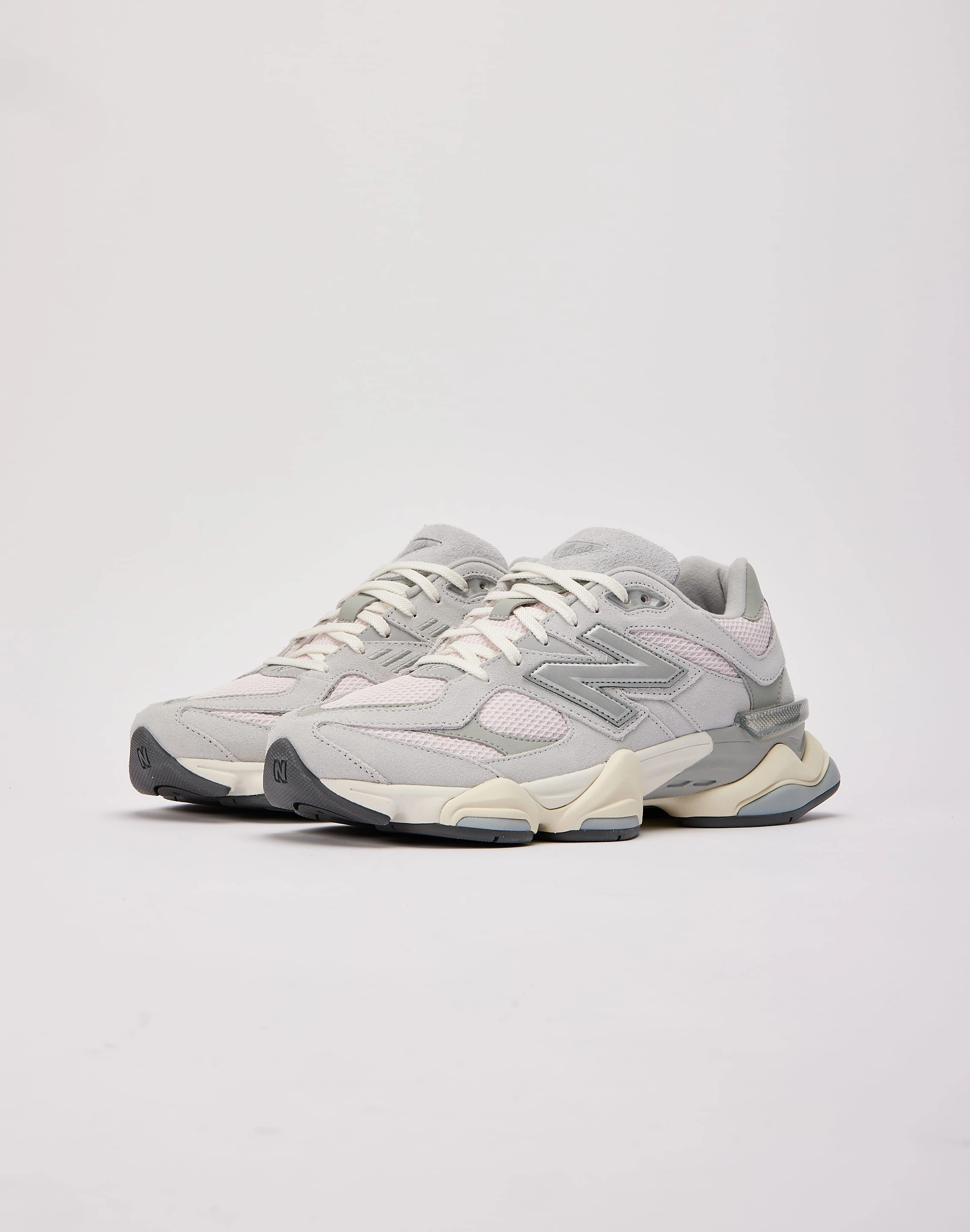 New Balance 9060 Adaptive Flex Grooves Elevated Sole