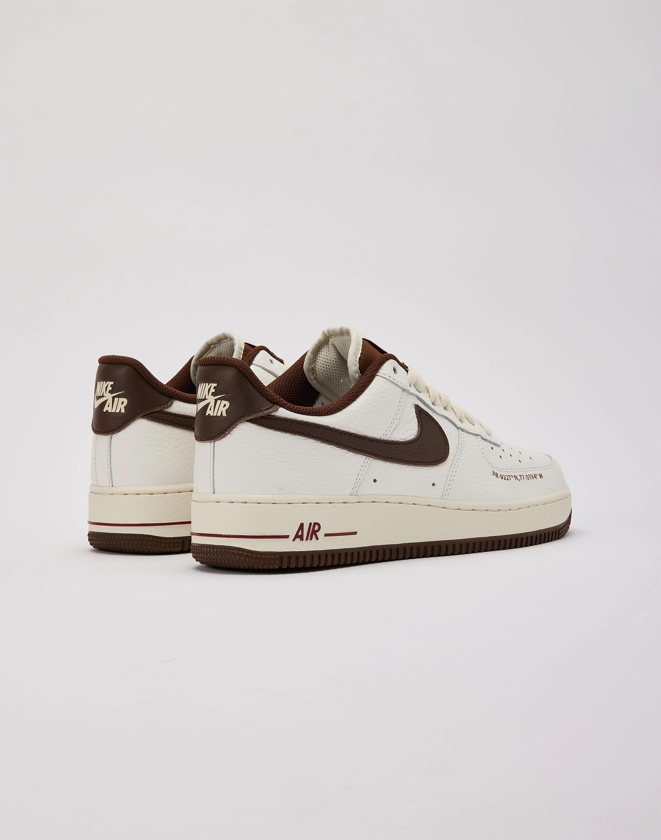 Nike Air Force 1 Low '07 'Yardrunner' hikers - specific features Classy stability