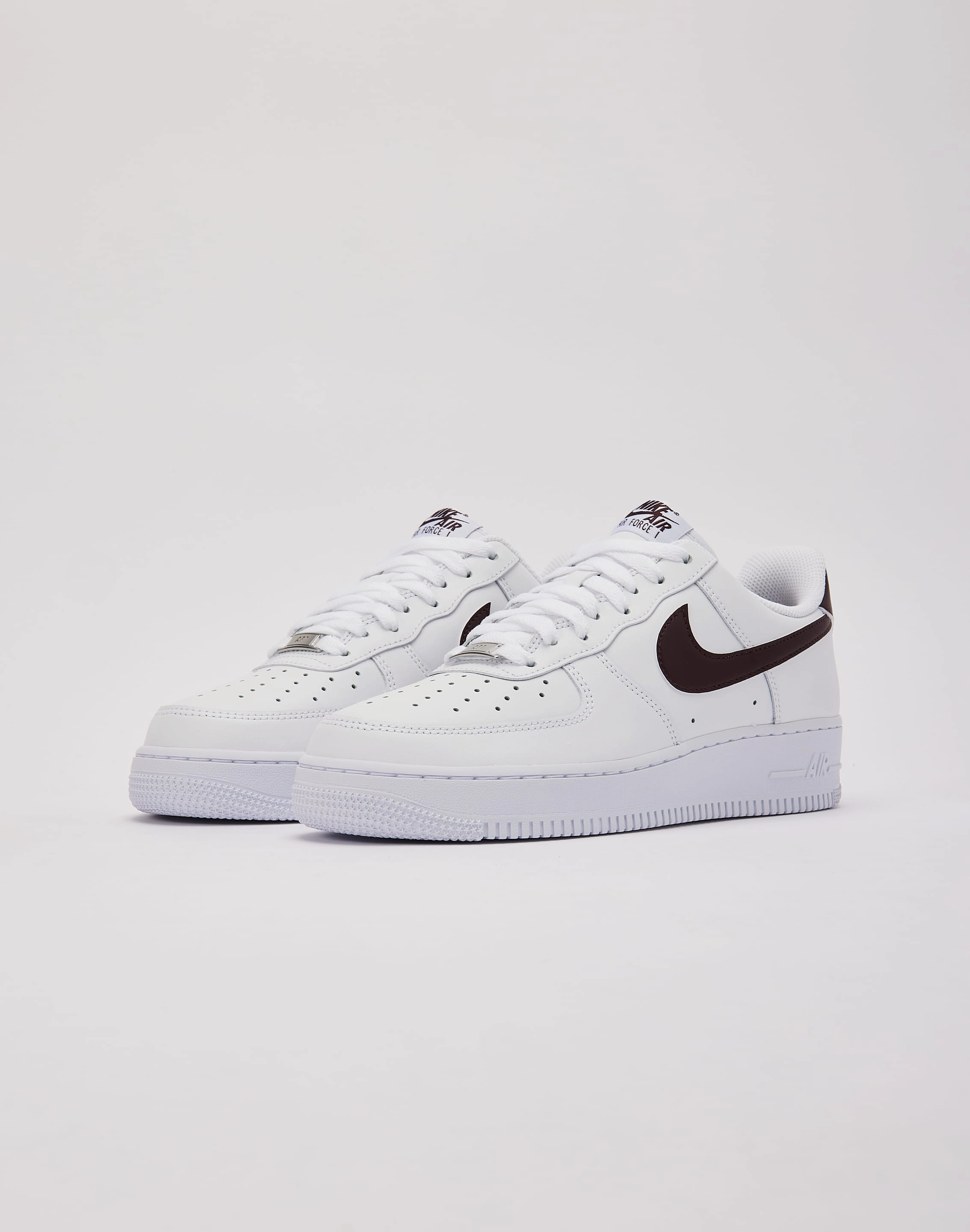Nike Air Force 1 Low '07 silhouette Secure Lacing Mechanism