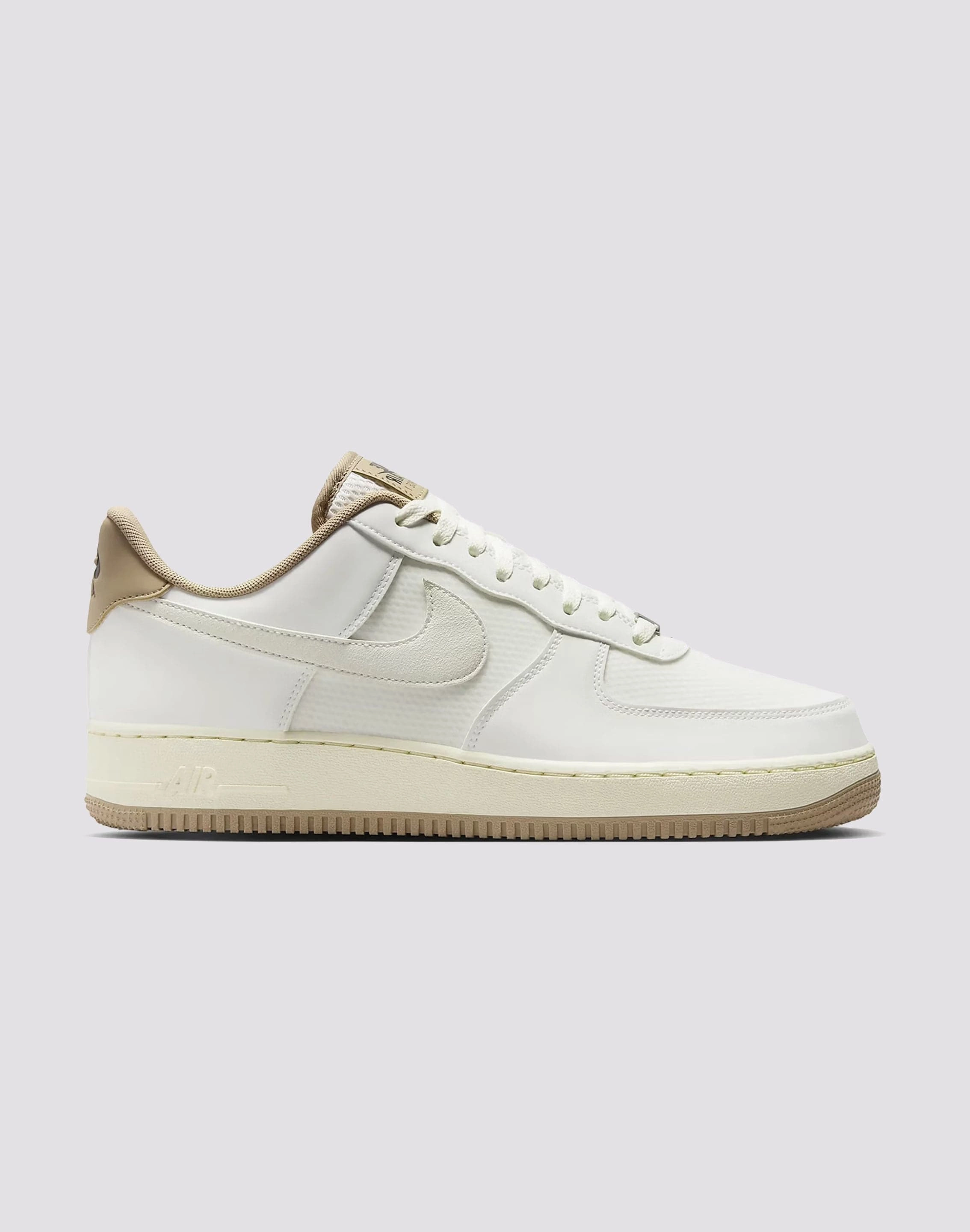 Nike Air Force 1 Low LV8 senior - style party - goers'