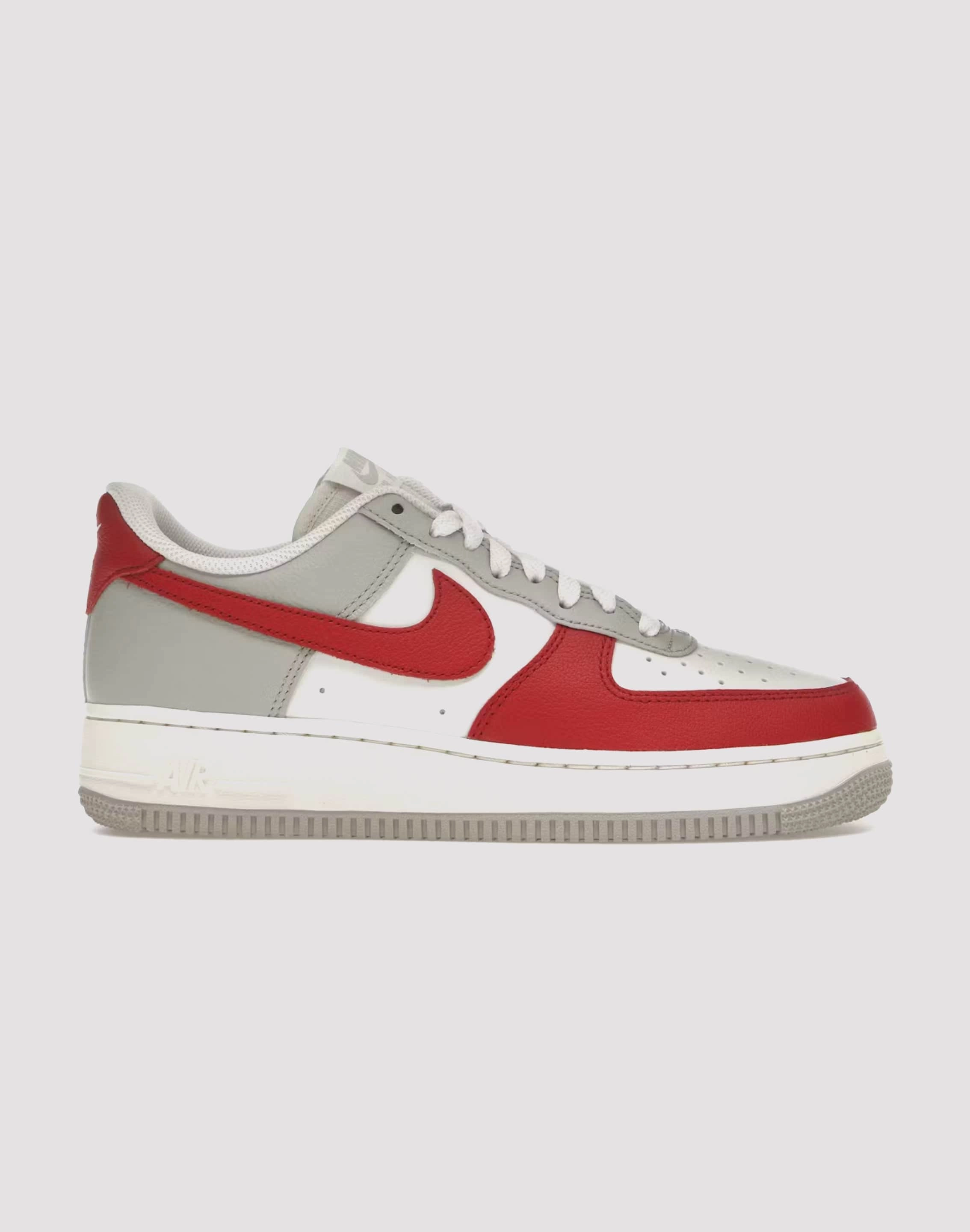 UV - resistant Nike Air Force 1 Low LV8