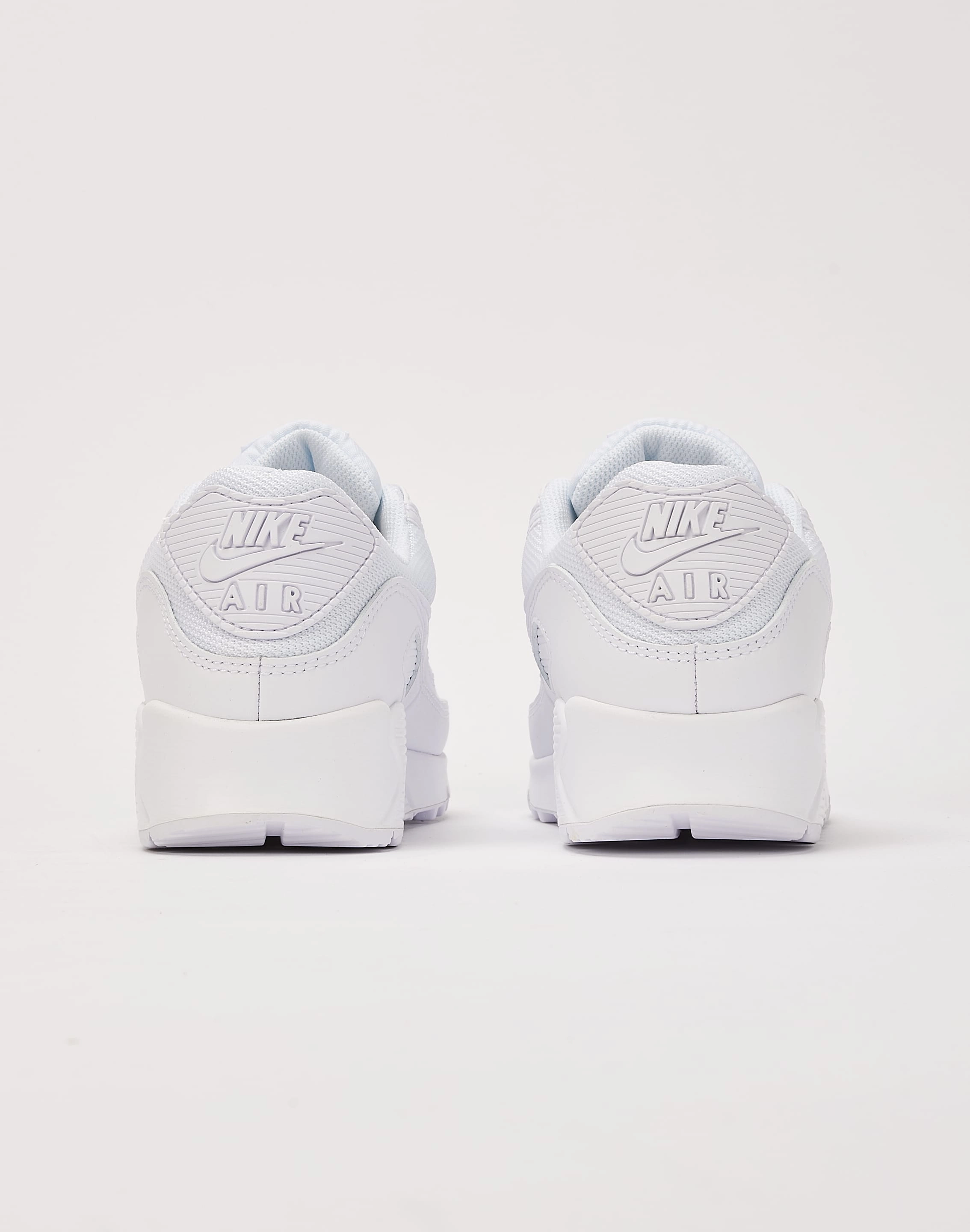 Sporty Comfort Elevated shock absorption Nike Air Max 90