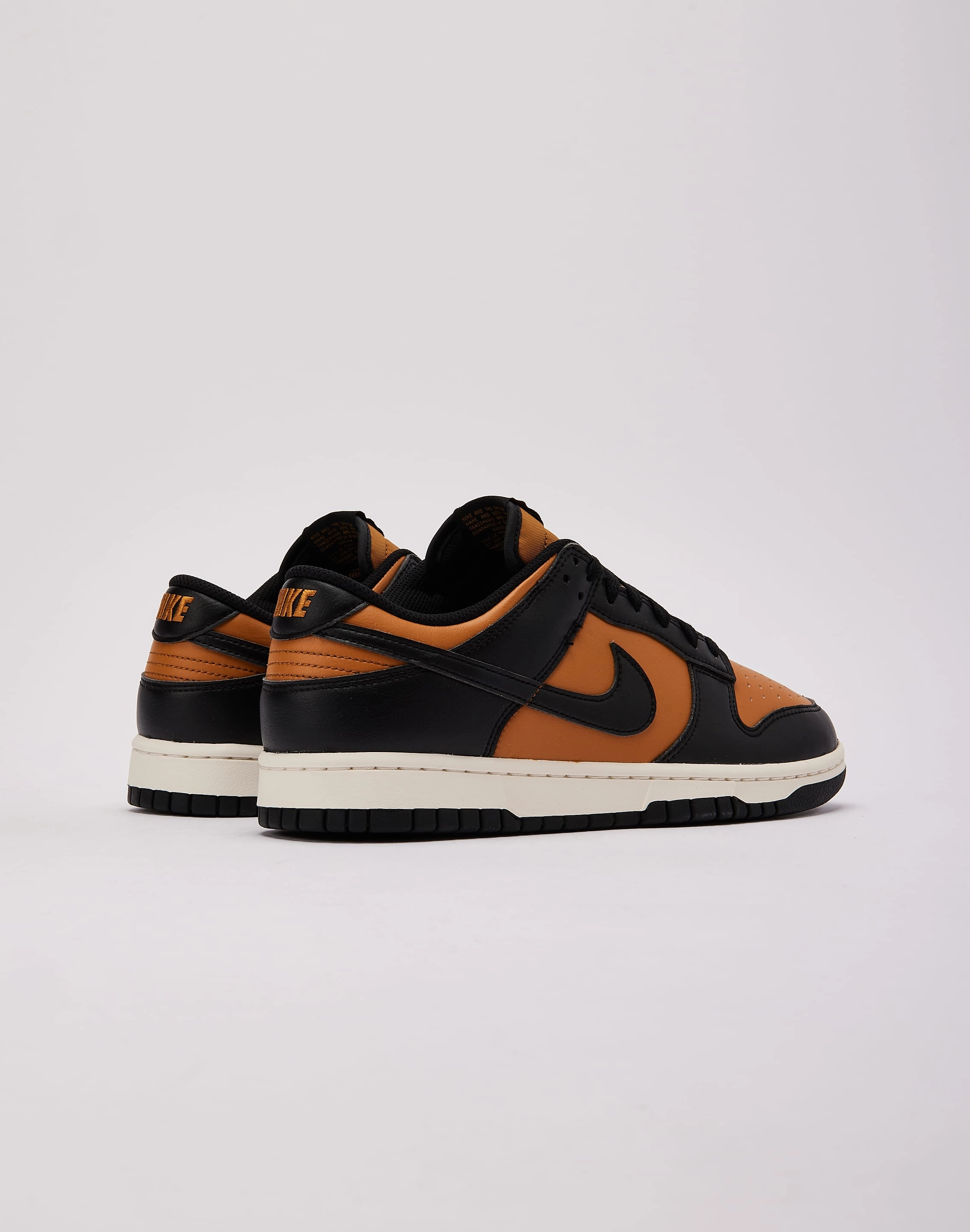 Canvas Dynamic Lacing Mechanism Nike Dunk Low