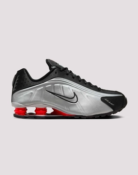 walkers - specific functions least yoga Nike Shox R4