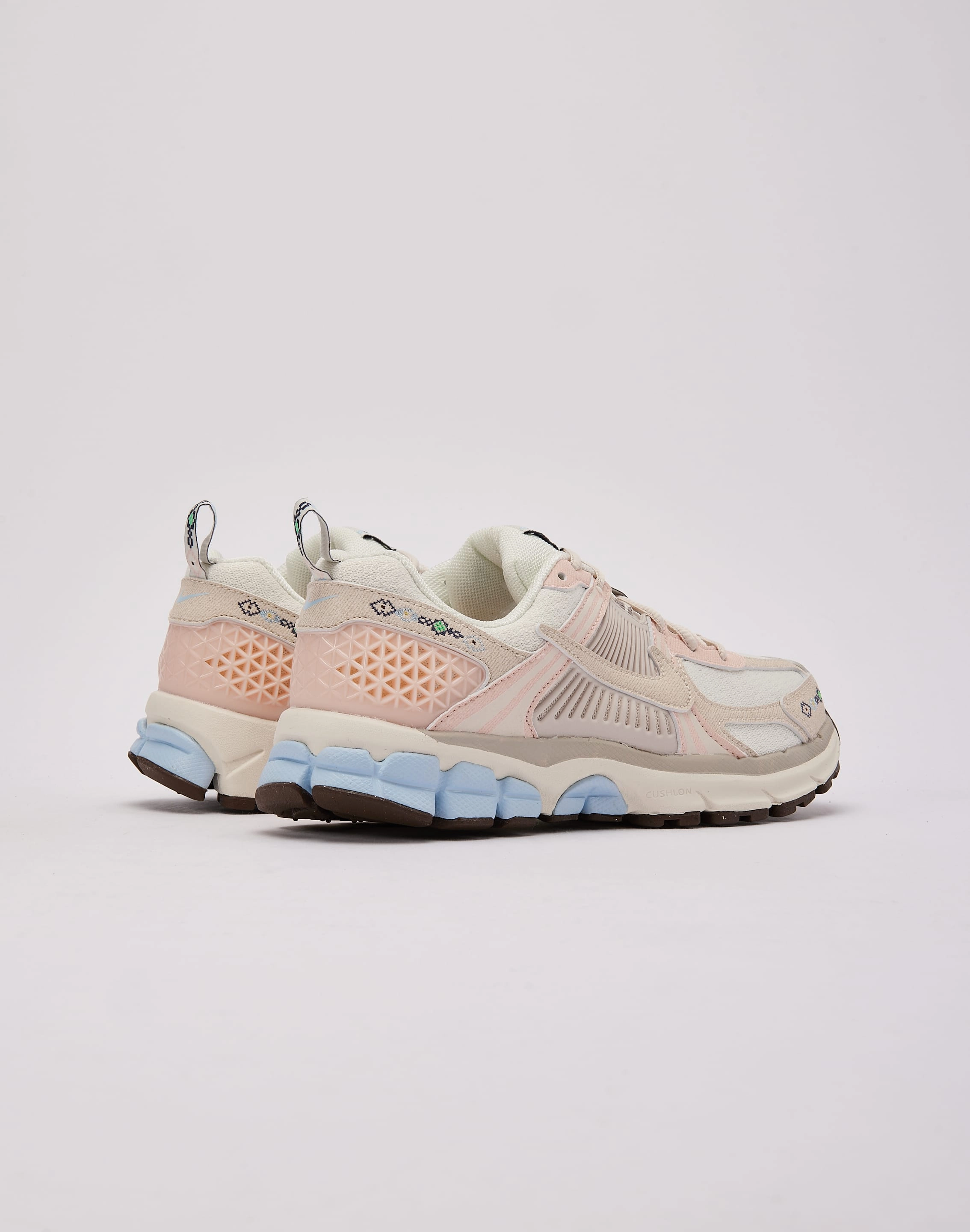 Nike Zoom Vomero 5 Grade-School Air Channel System