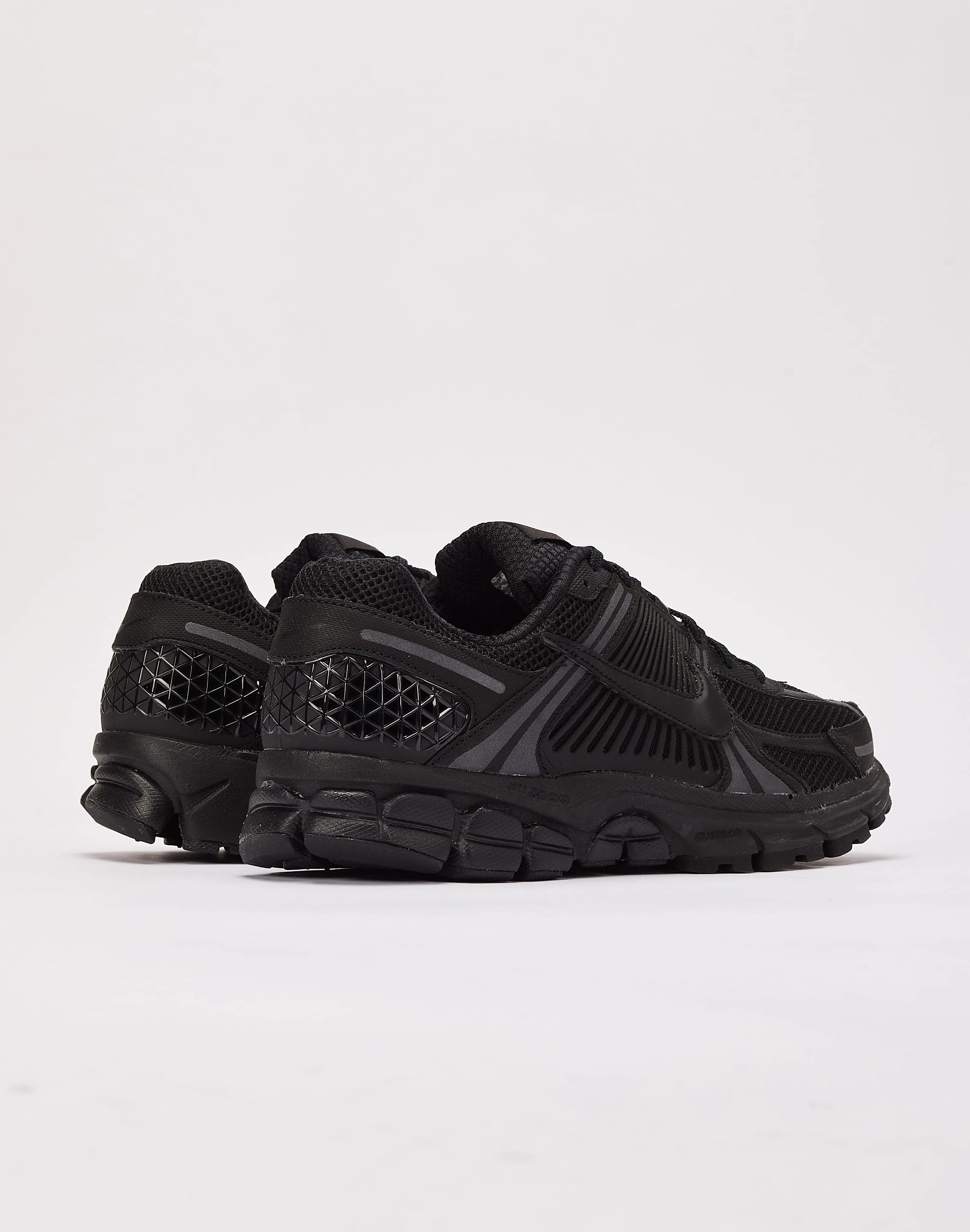 Nike Zoom Vomero 5 right - foot Dynamic lining
