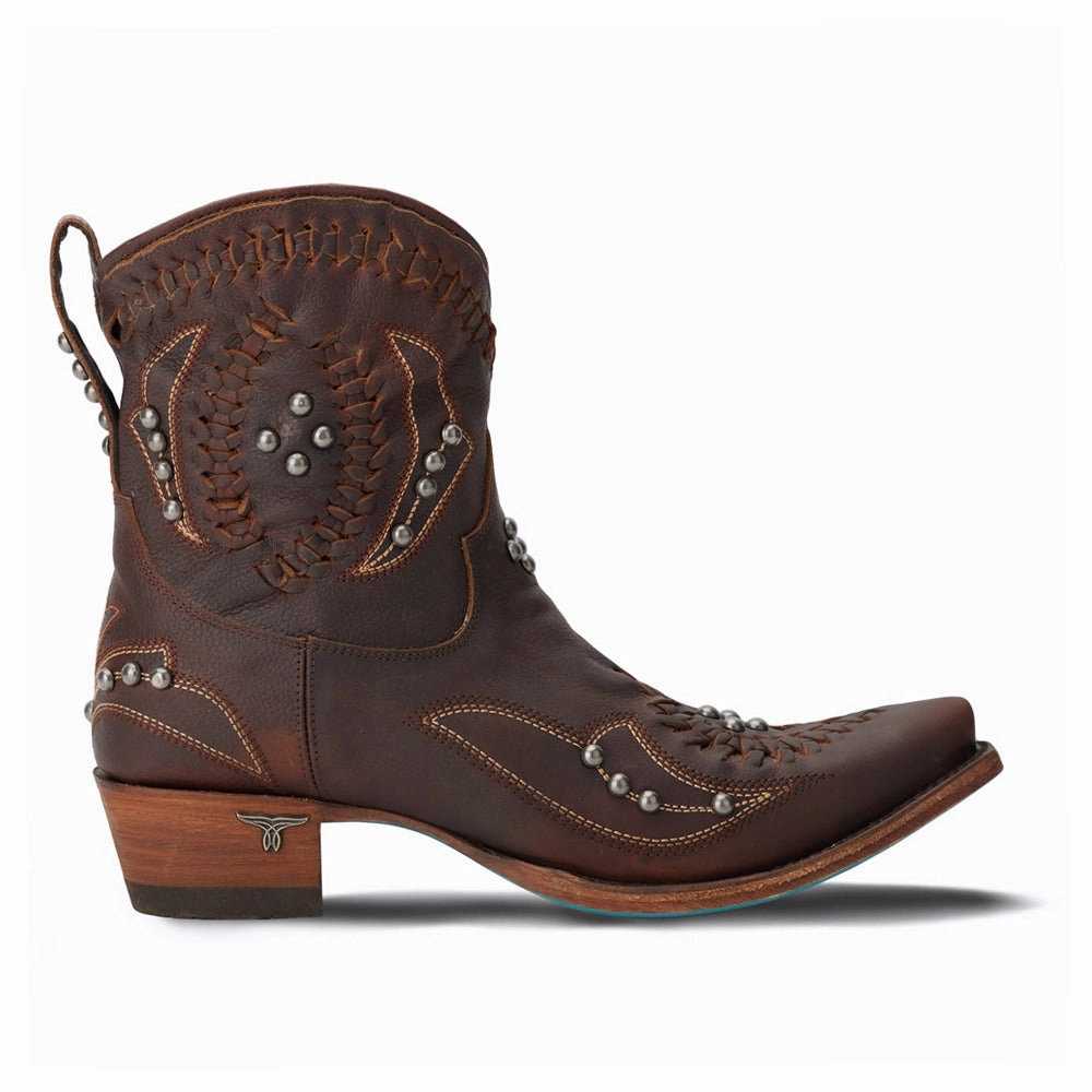 Quick Drying All Day Worker Feather Light Rough Trail Hiker Cossette Embroidered Studded Snip Toe Cowboy Bootie