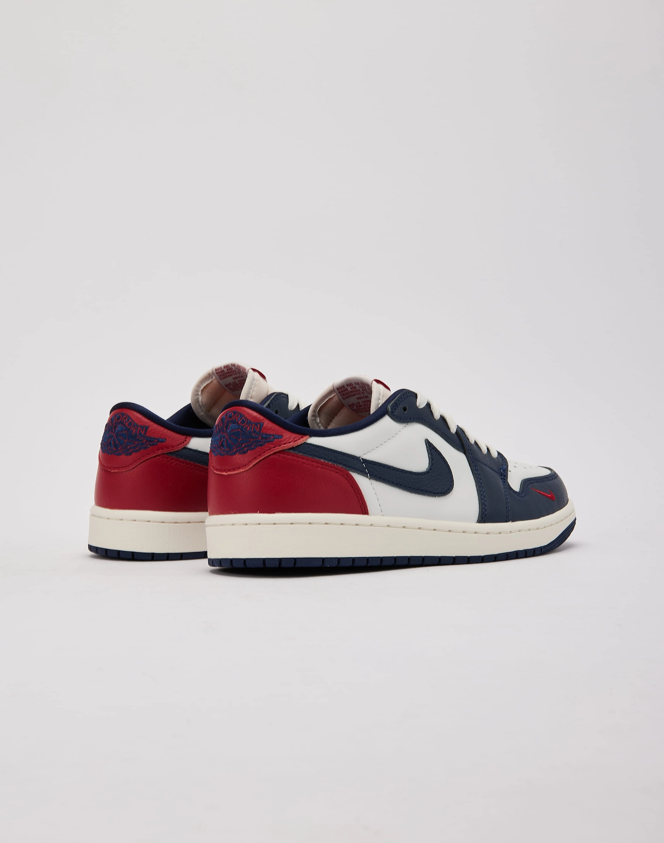 Non Restrictive Design Street traction Jordan Air Jordan 1 Retro Low OG 'Howard University'
