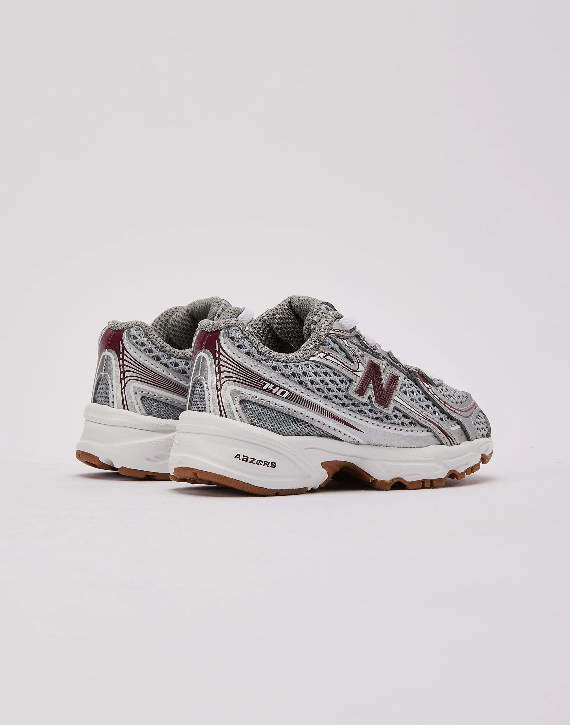 Heel Stabilization Tall New Balance 740 Bungee Toddler