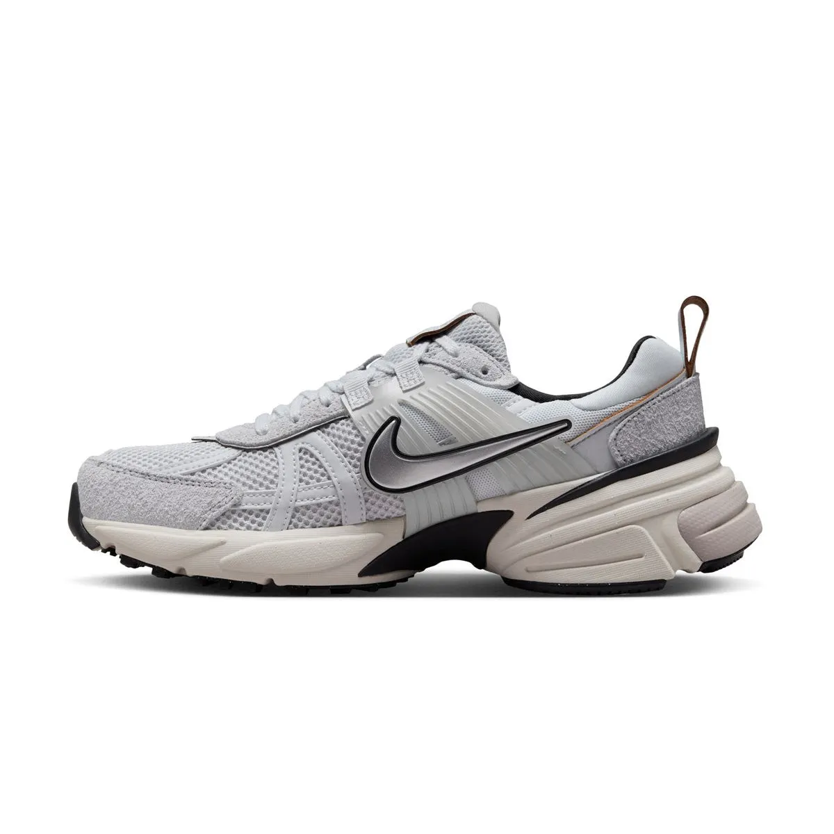 Wmns V2K Run 'Pure Platinum Chrome' Enhanced silhouette