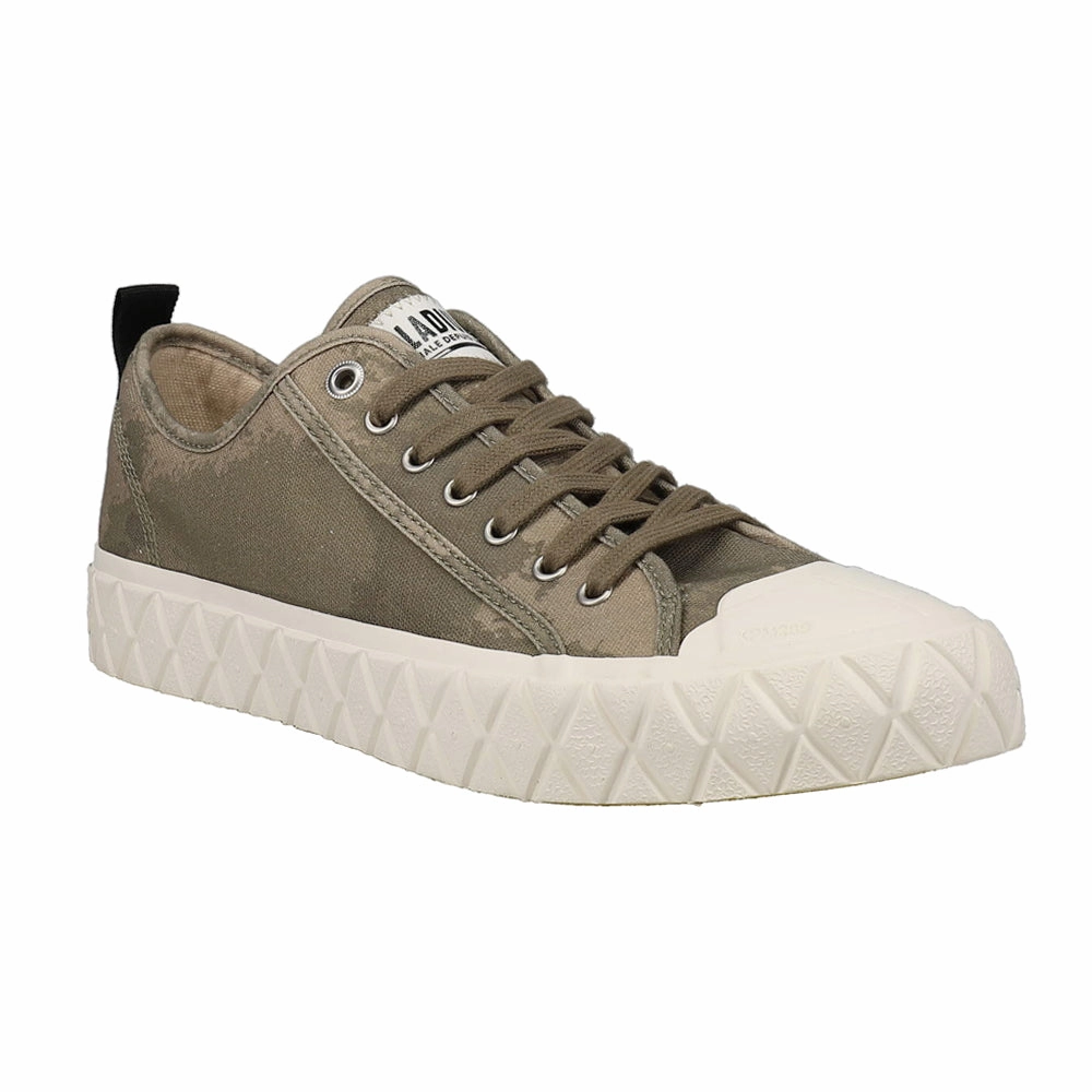 Palla Ace Lo Camo Lace Up Sneakers Maximum look
