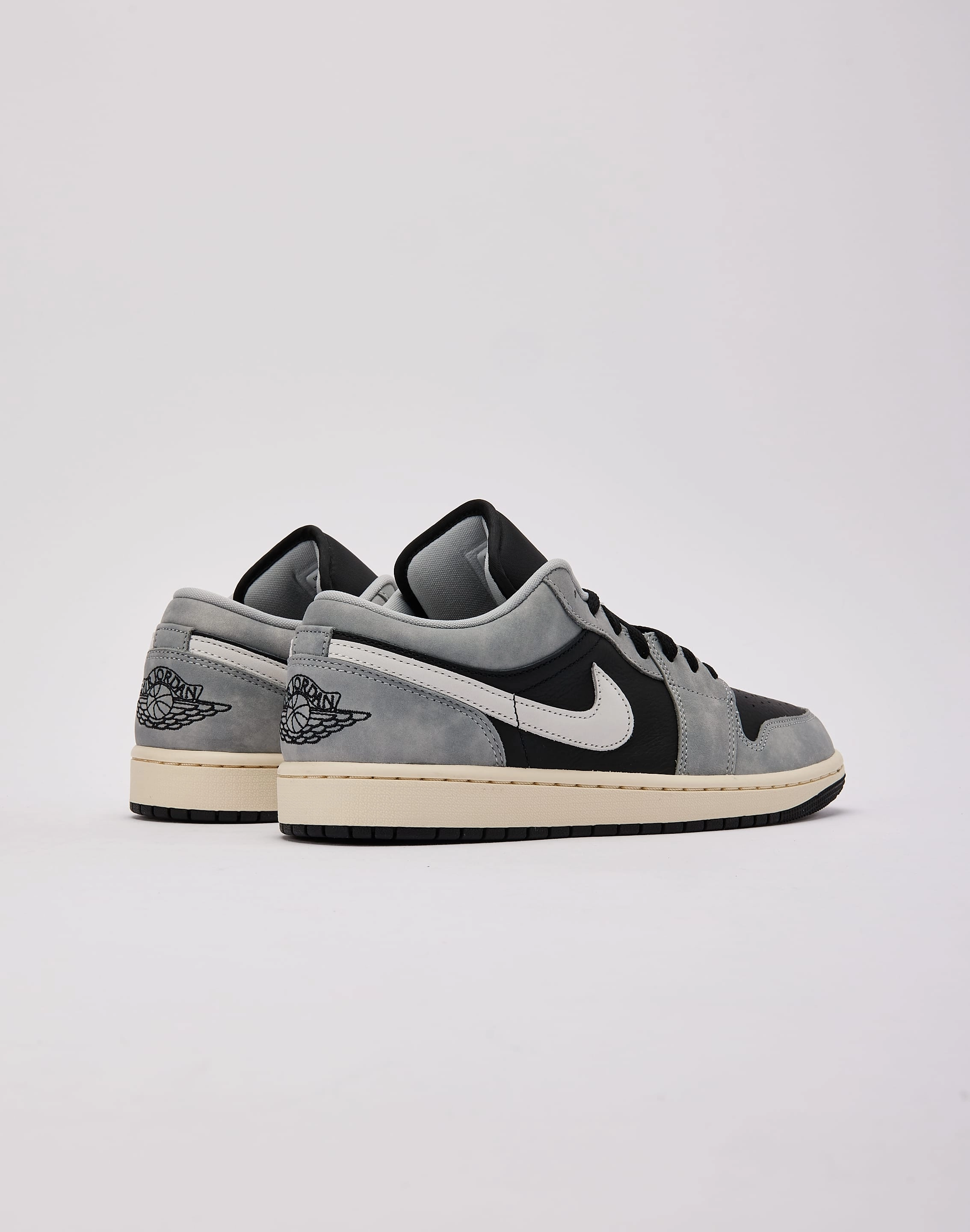 Ventilation Ports Jordan  Air Jordan Low SE