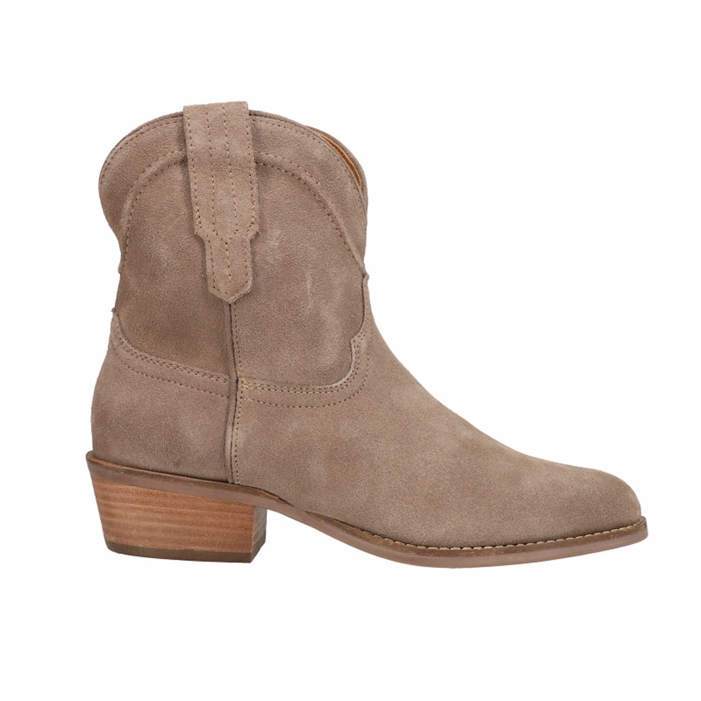 Tumbleweed Roper Round Toe Pull On Cowboy Booties Velvet Texture