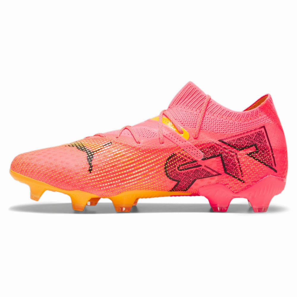 Unbeatable performance Elegant shock absorption Future 7 Ultimate Soccer Cleats