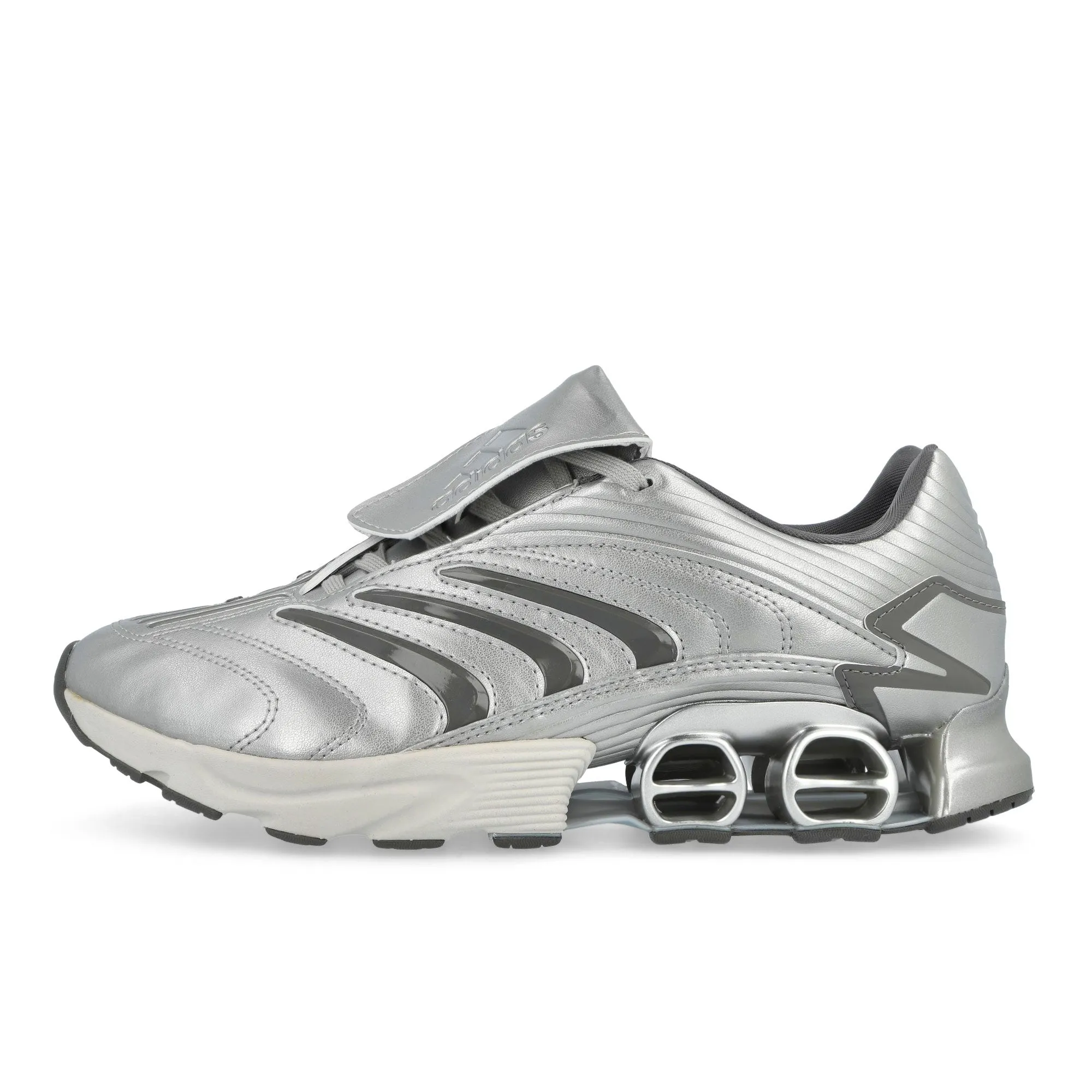 Ultra-soft cushioning Predator Megaride