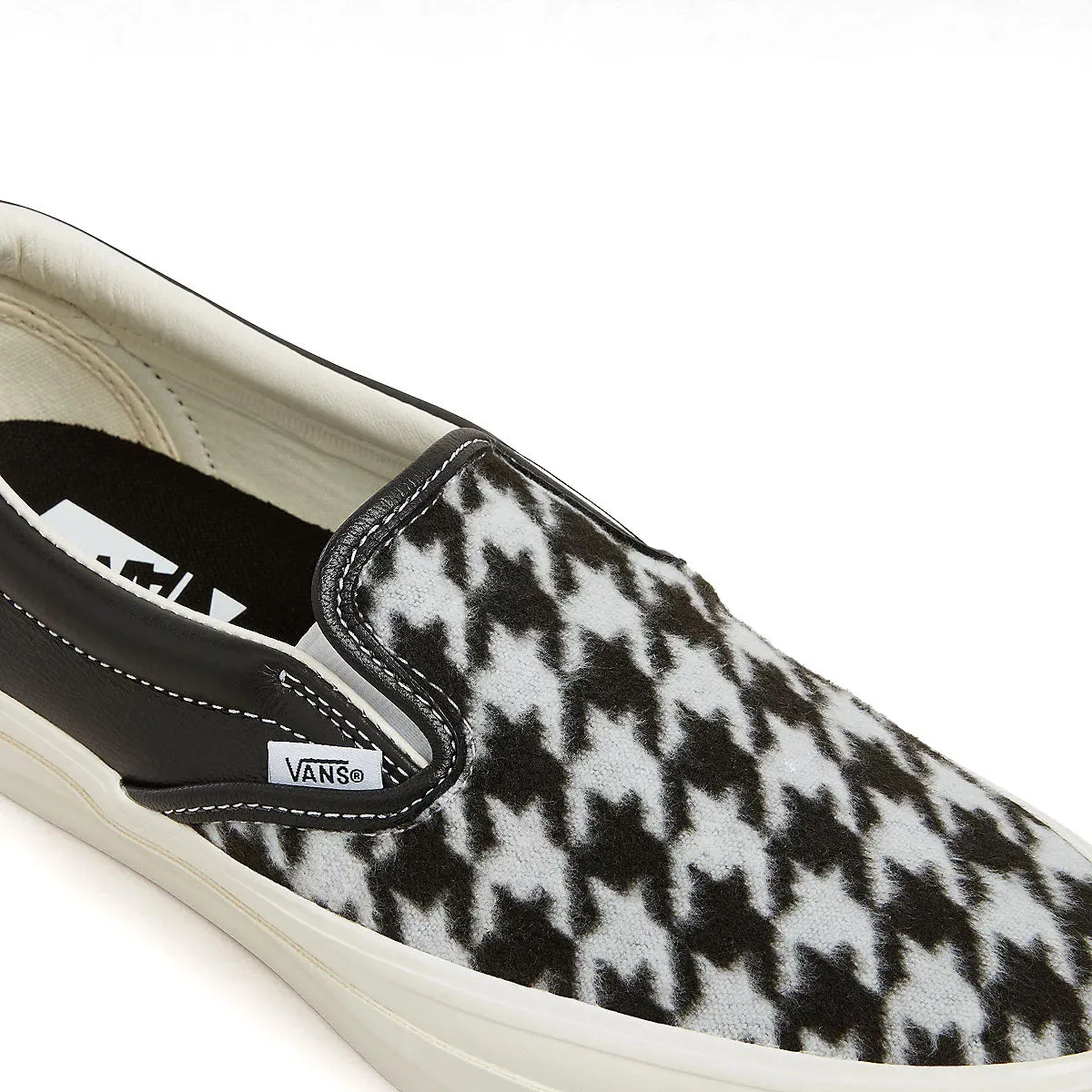 biggest Timeless arch Premium Slip-on 98 'Black'