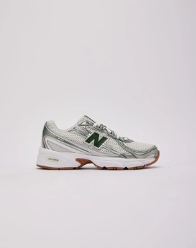 Trendy Look Sustainable Manufacturing Process New Balance 740 Grade-School