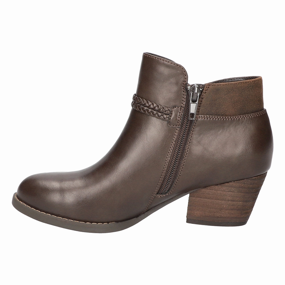 Snow Day Performance Wear Audrina Round Toe Zippered Booties