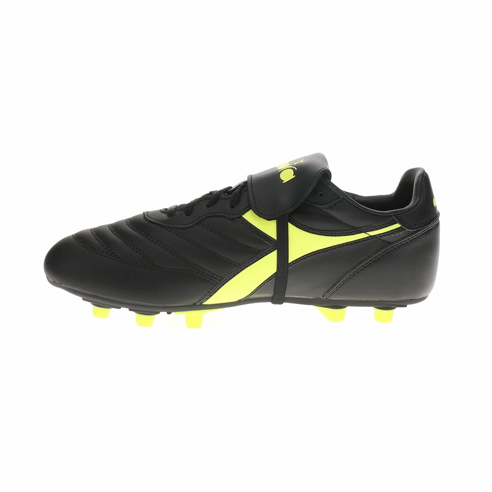 Non Toxic Materials commuters' convenience Brasil LT T MDPU Soccer Cleats