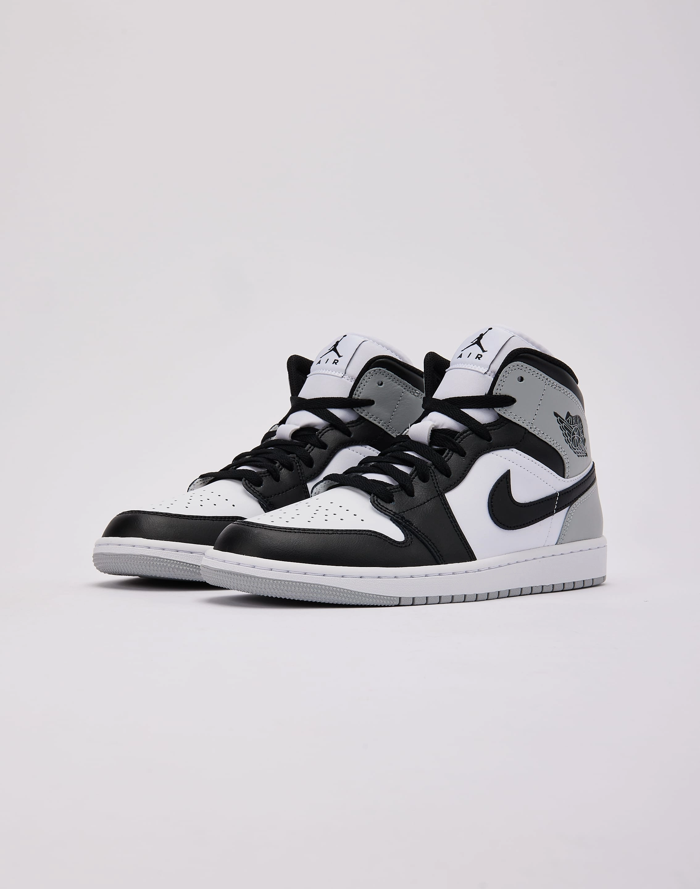 Jordan Air Jordan 1 Mid kids' Street traction
