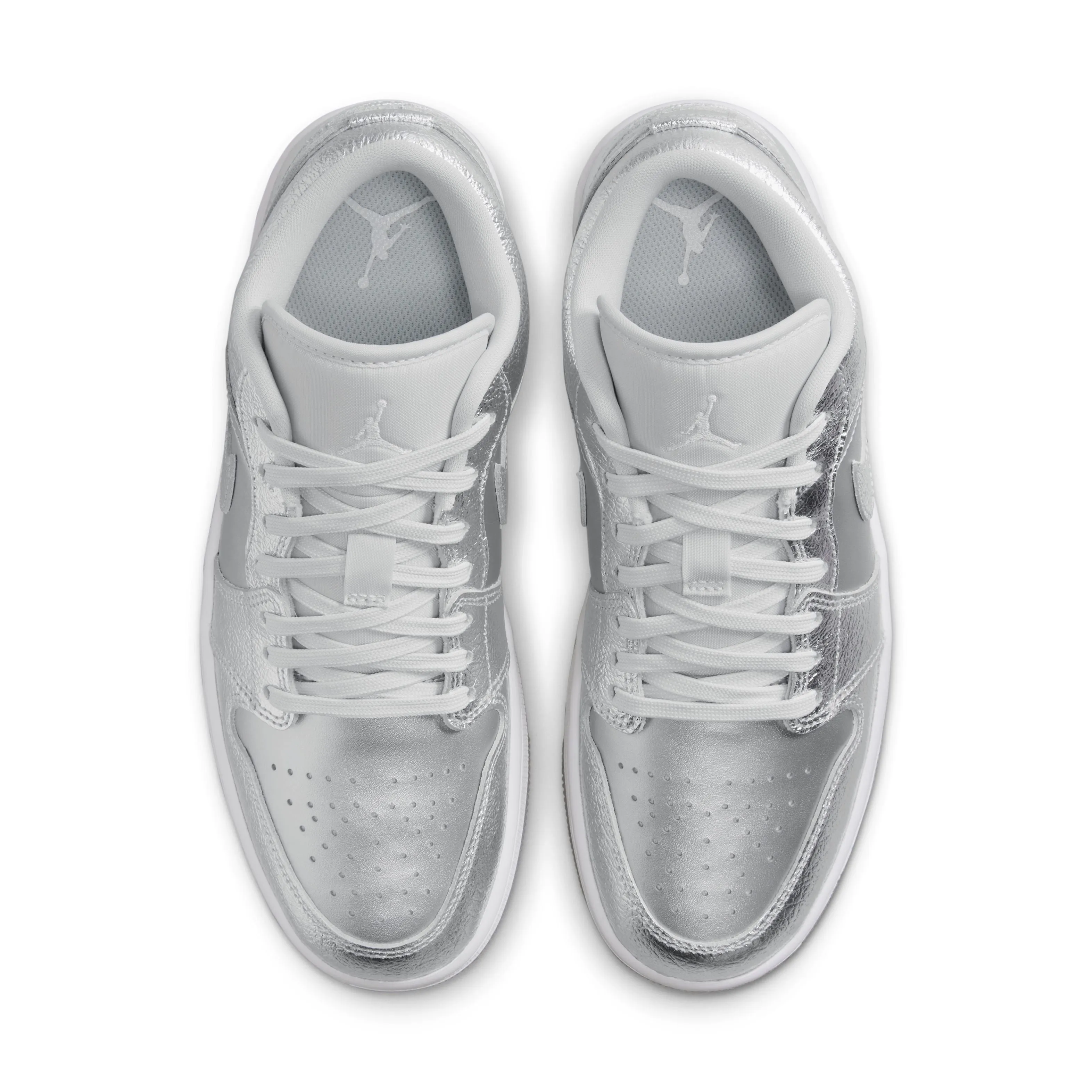 Flexible Grooved Sole Wmns Air Jordan 1 Low SE 'Metallic Silver'