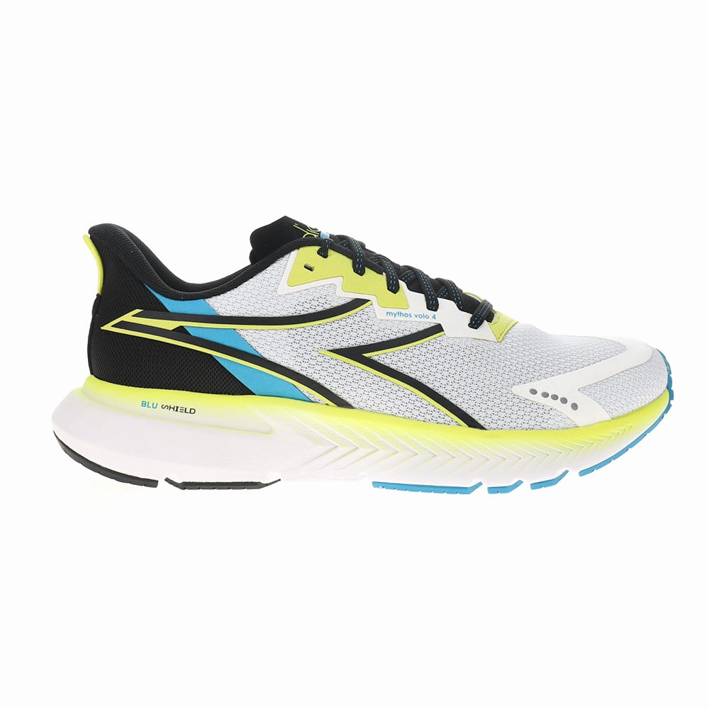 Heel Lock Technology All-Day Flexibility Mythos Blushield Volo 4 Running Shoes