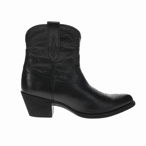 Maggie Embroidered Pointed Toe Cowboy Booties Classic Touch Moisture   Wicking