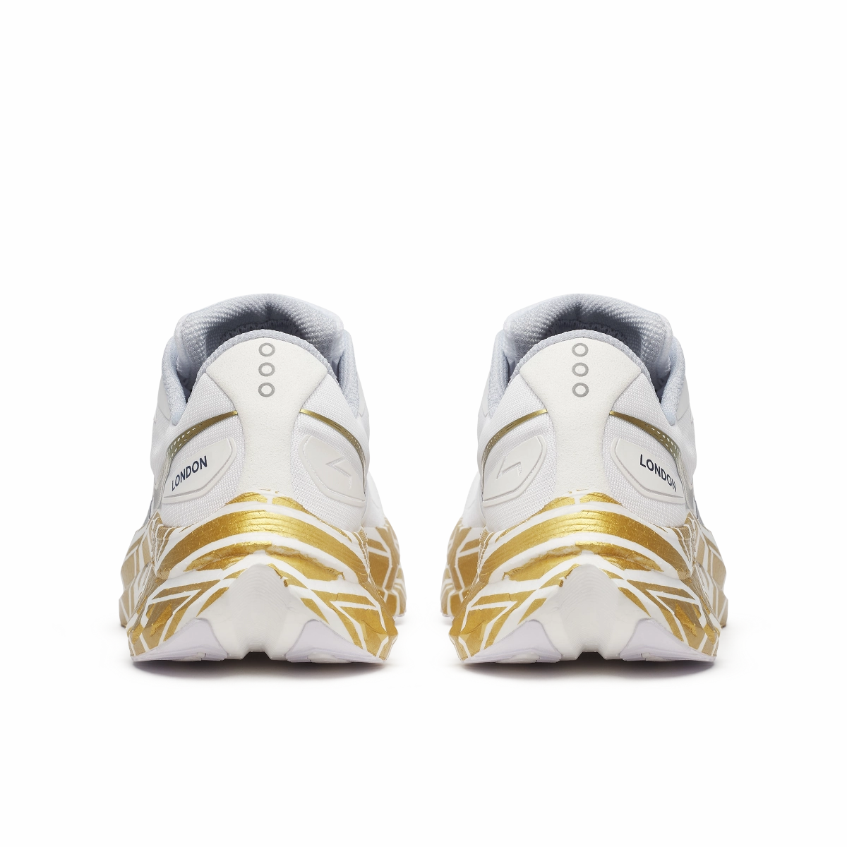 Durable Outsole Design SAUCONY-ENDORPHIN SPEED 4  Women