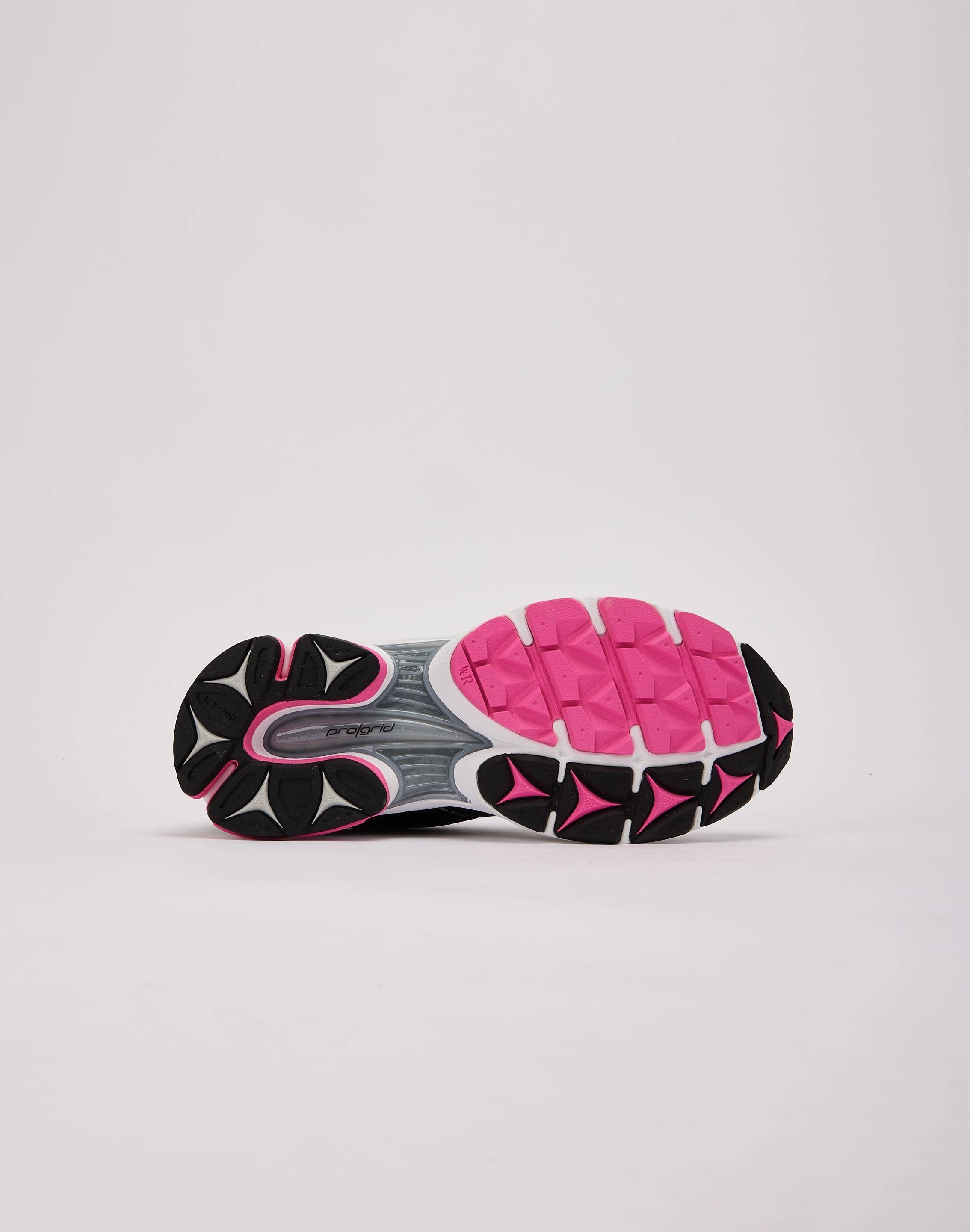 Saucony ProGrid Triumph 4 Grade-School Amazing Temperature Regulating Lining