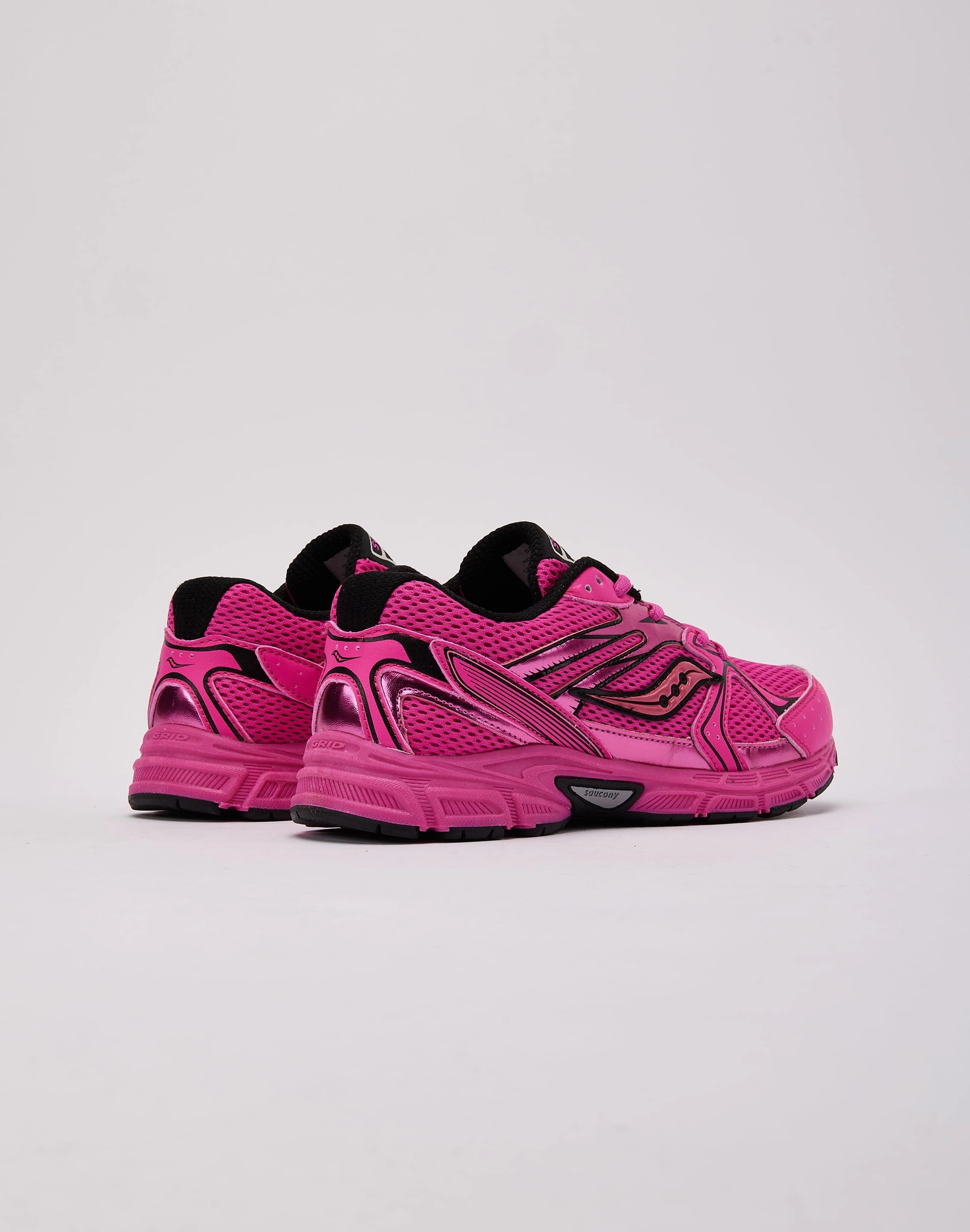 Effortless Style Saucony Ride Millennium Grade-School