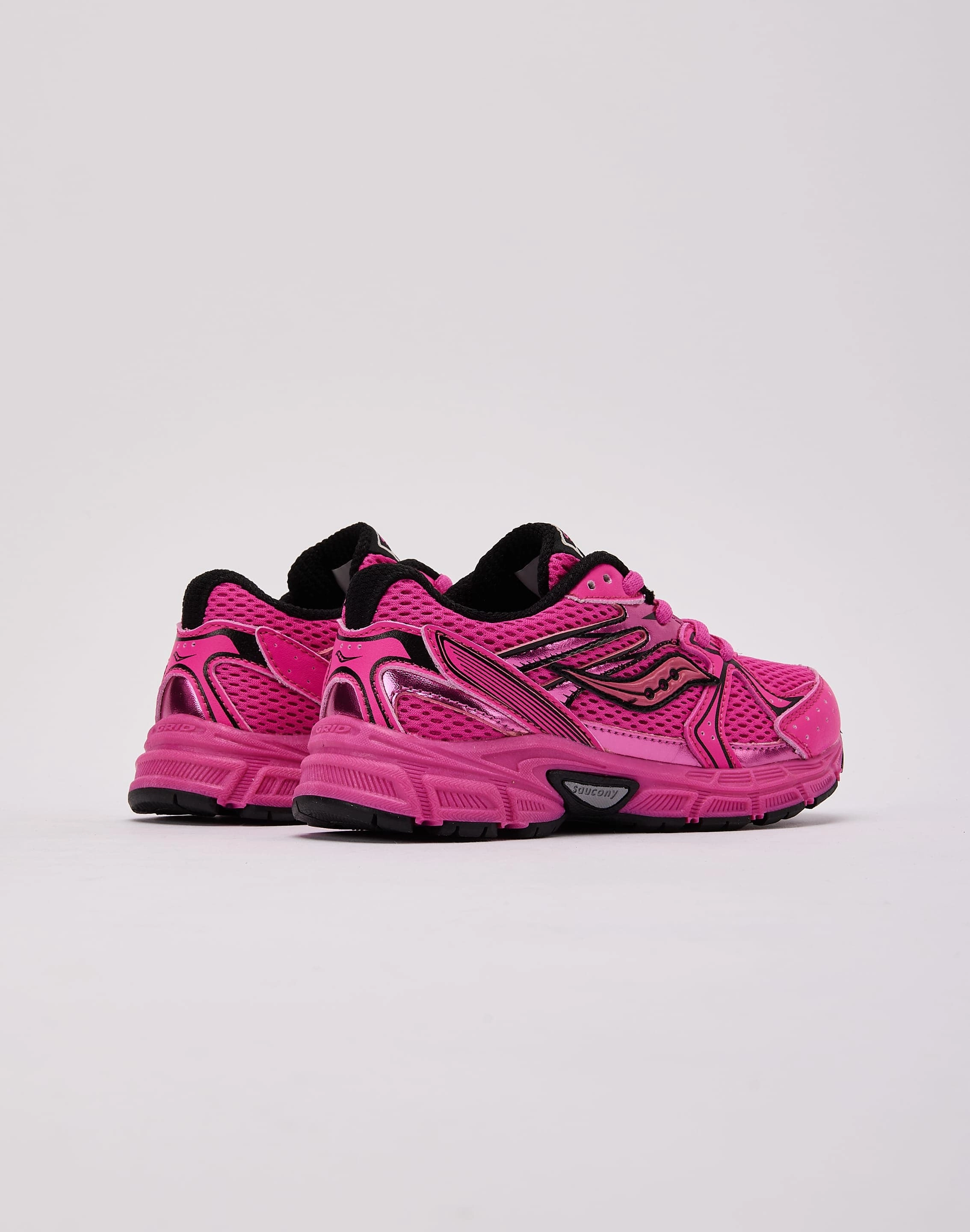 Saucony Ride Millennium Pre-School Structured wear Impact protection